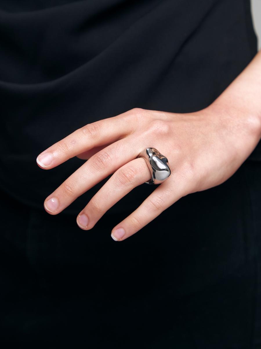 Mars Ring - Stuudio Particular