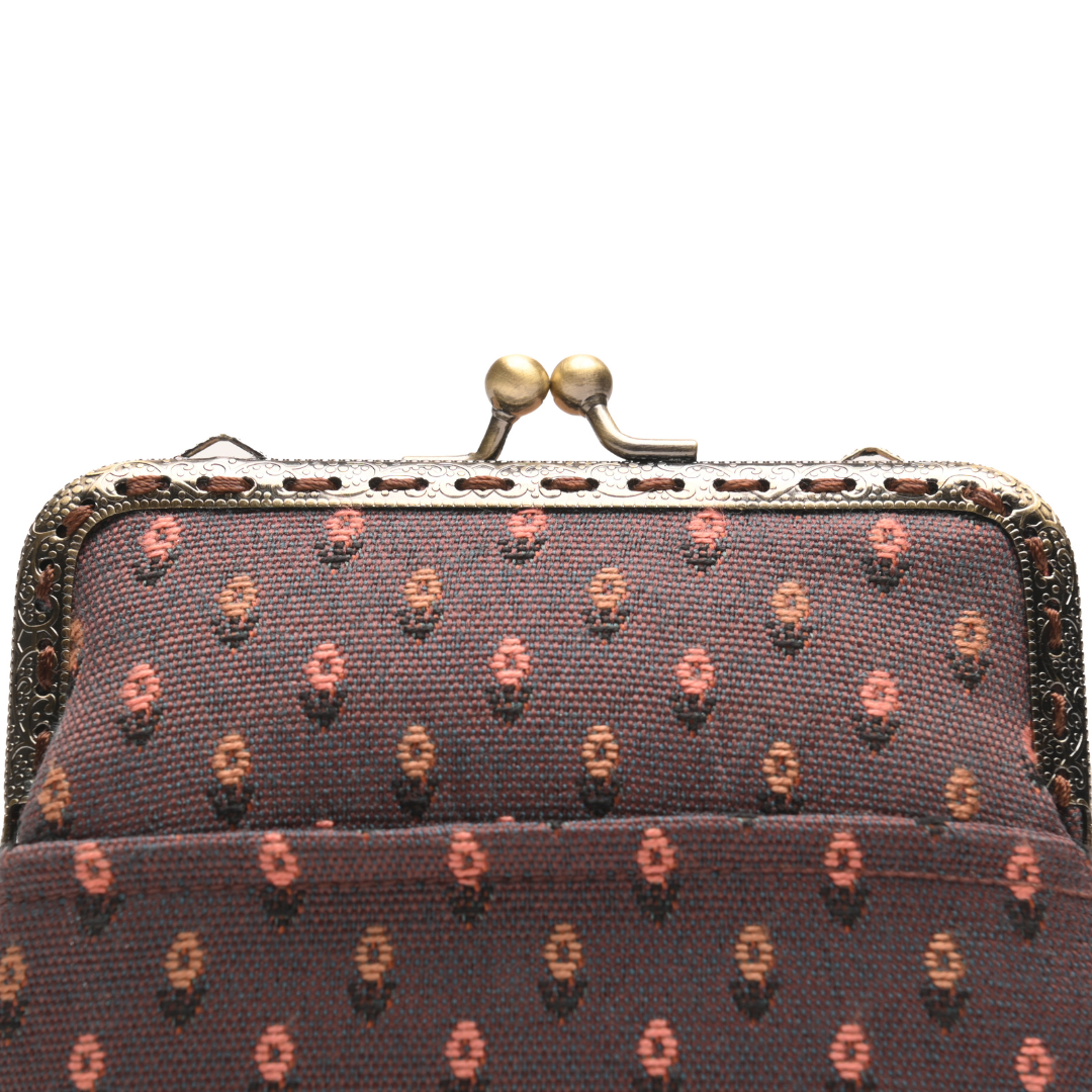 Dear Chestnut Sando Wallet - Hintuturo