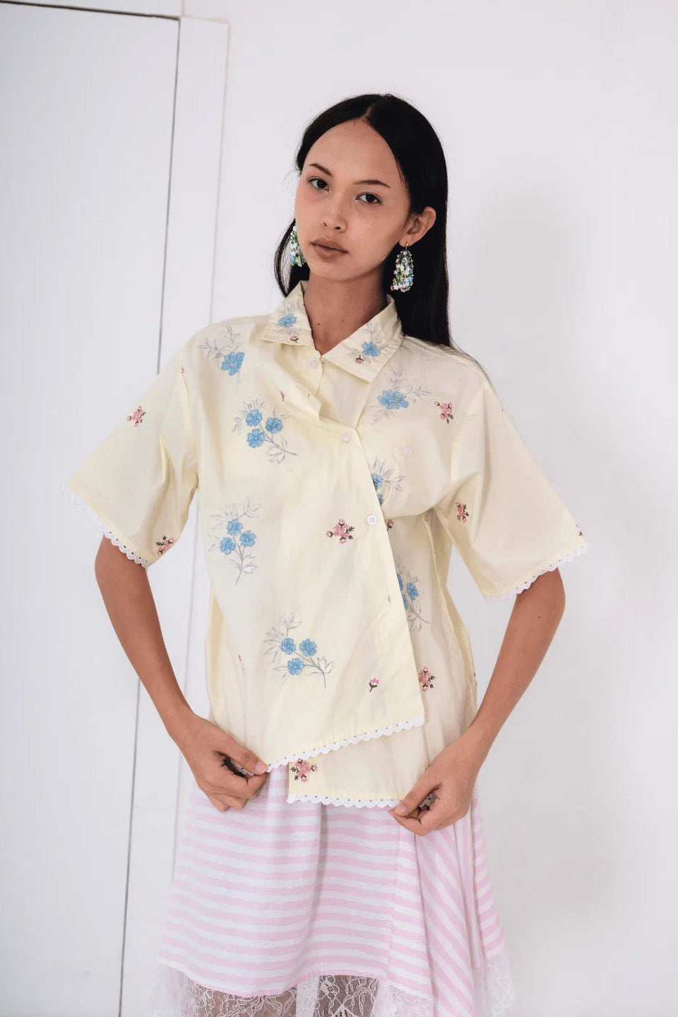 Alista Embroidery Shirt Yellow - Toko Didiyo
