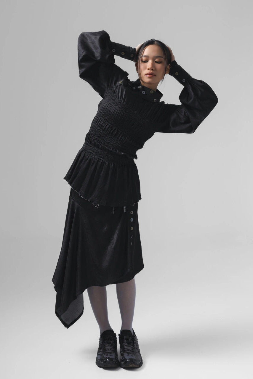 Noir Buttons Colla Smocked Shirt Black - Catha