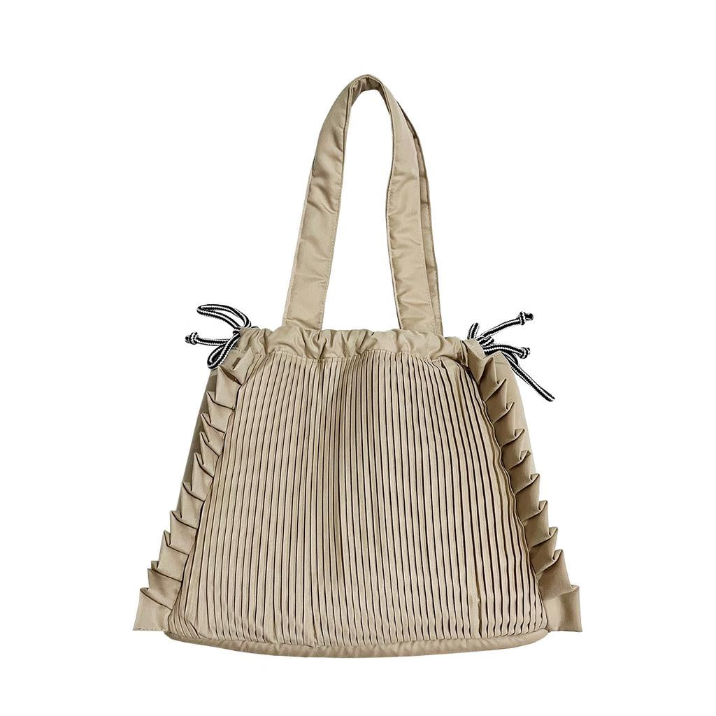Slice Cake Pleated Bag Creamy - Mannequin Plastic