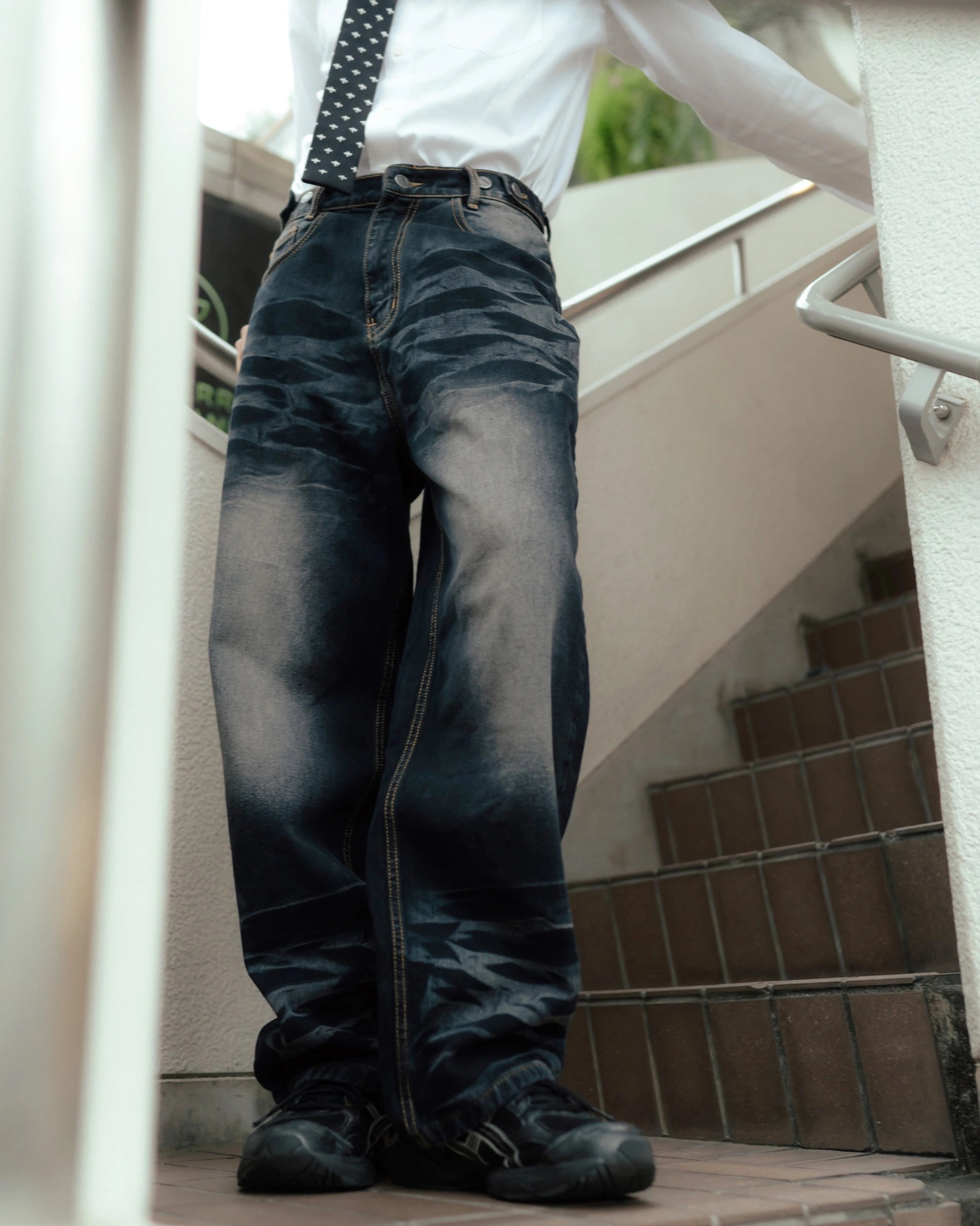 Black Line Up Washed Jeans - Catha
