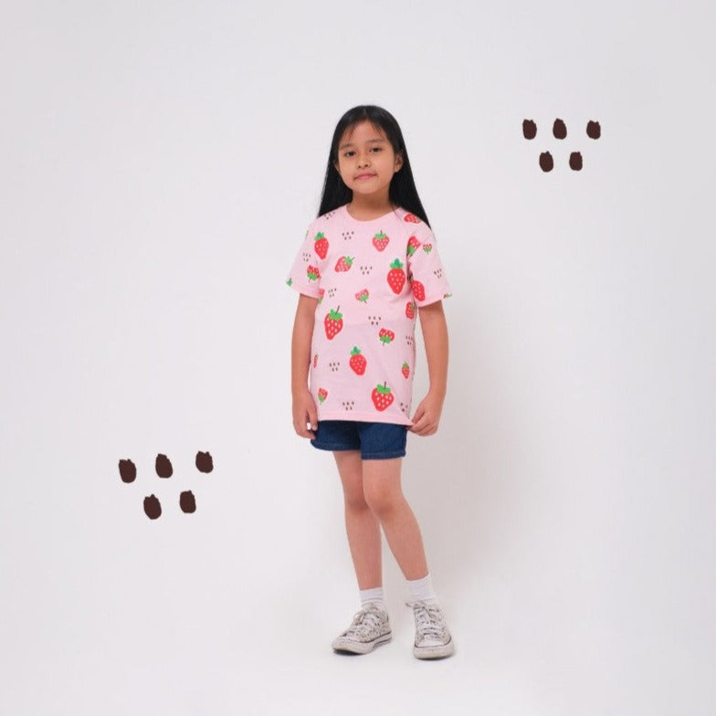 Strawberry Article - Meet The Kids
