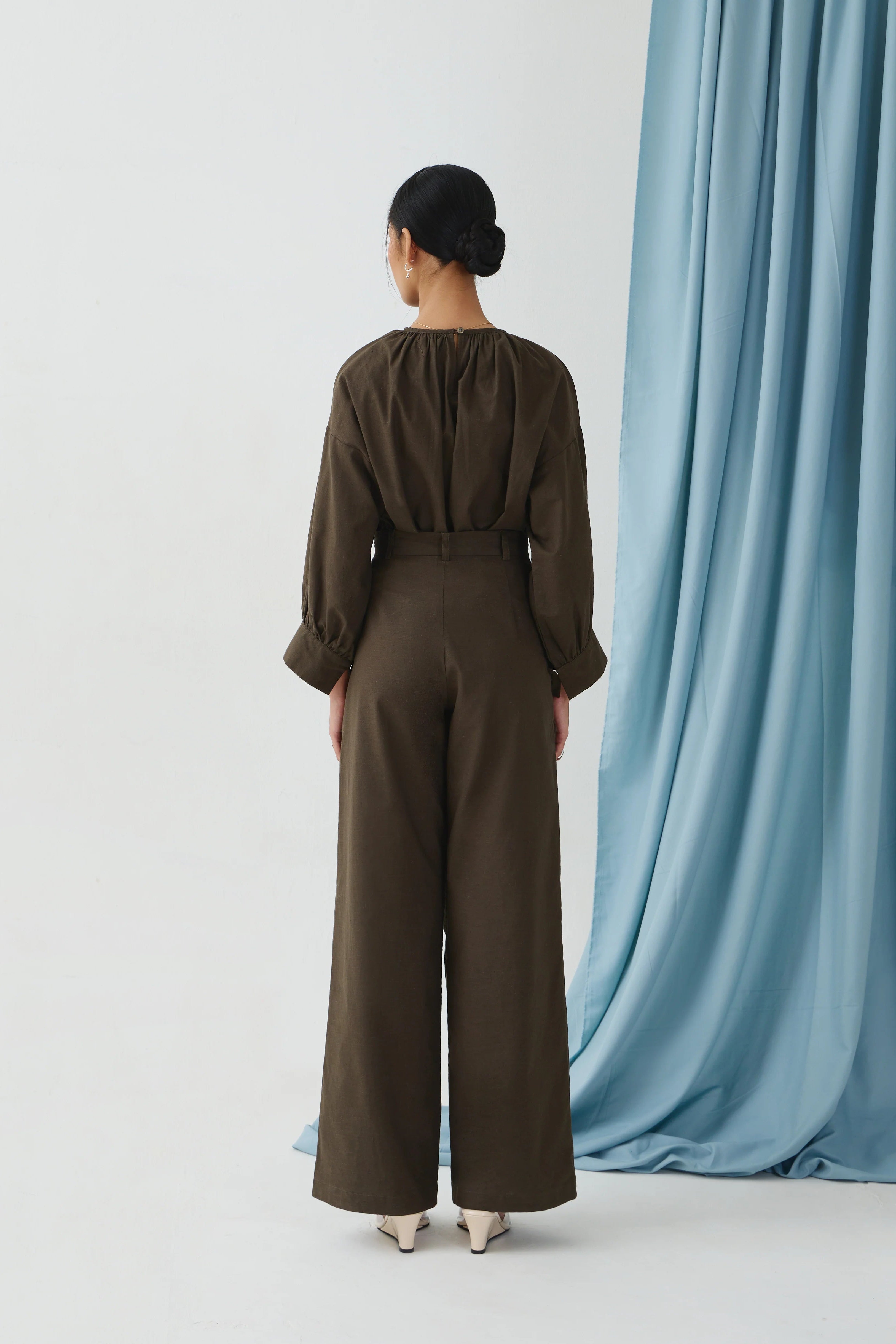 Paz Folded Trousers Wood - Acheté de Nous