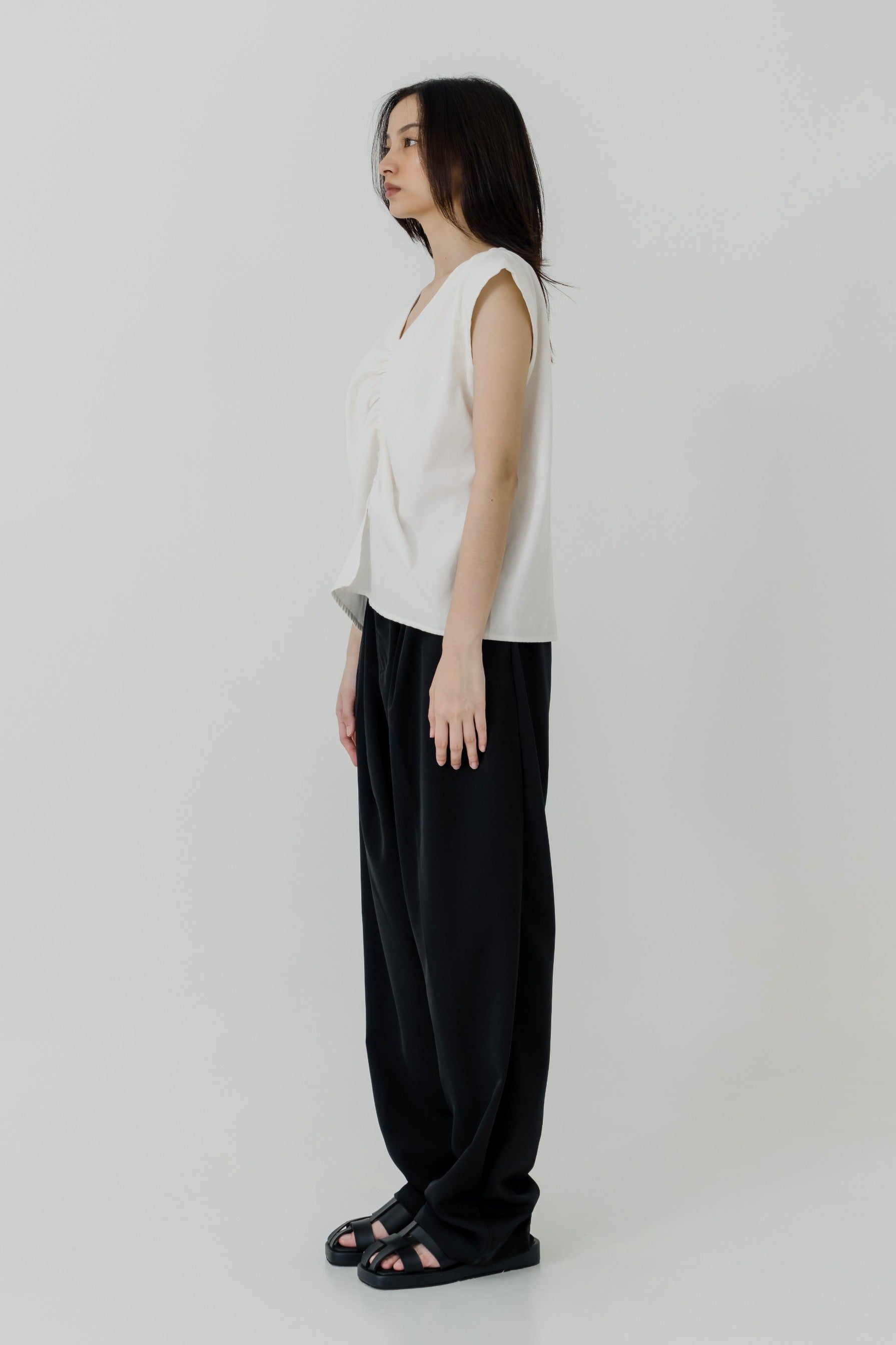 Oru Blouse BW - Kajuaruna