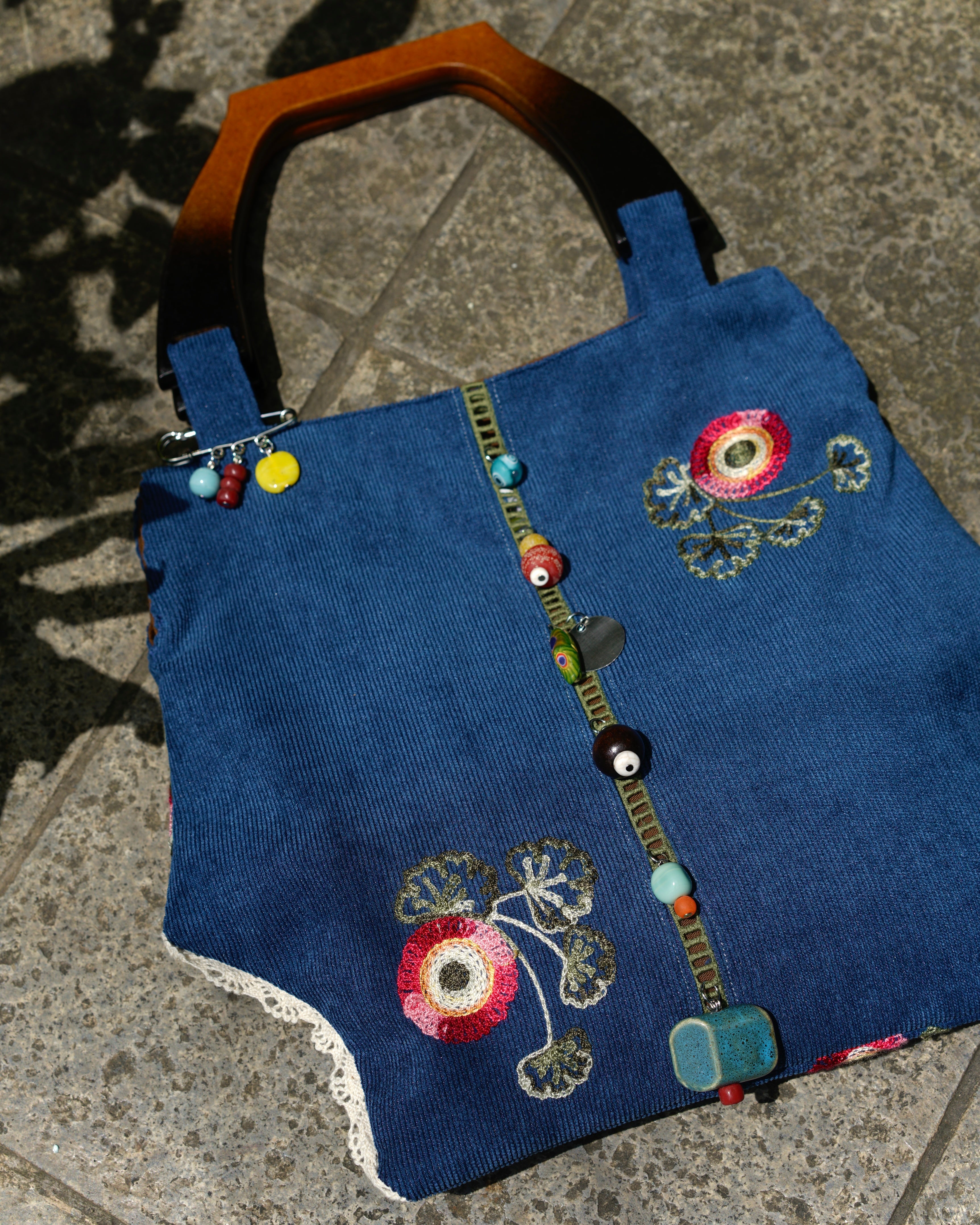 Mon Vello Garden - Mon Arte