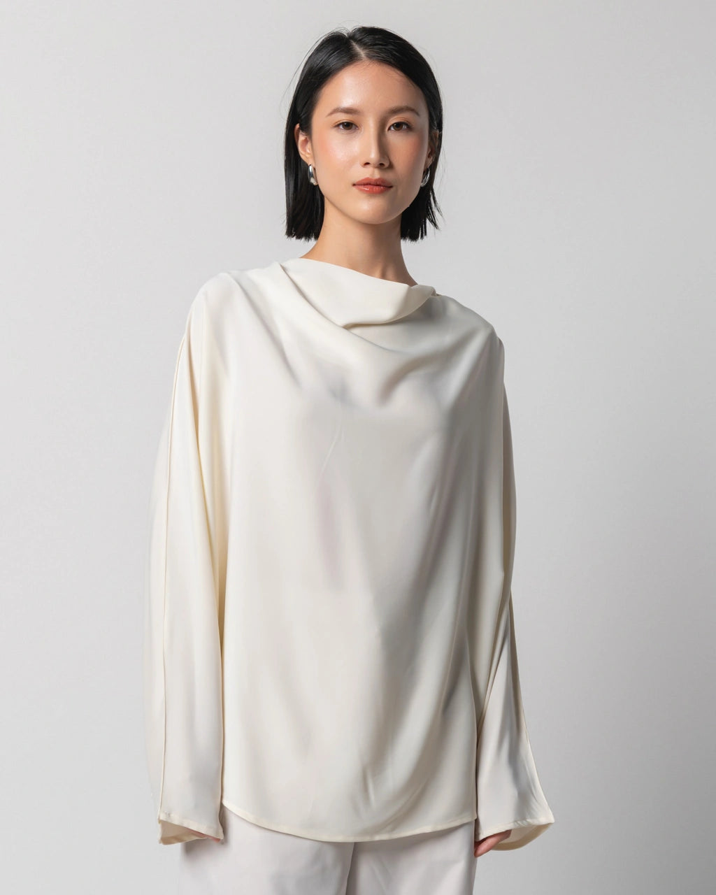 Poise Blouse Ivory - Kajuaruna