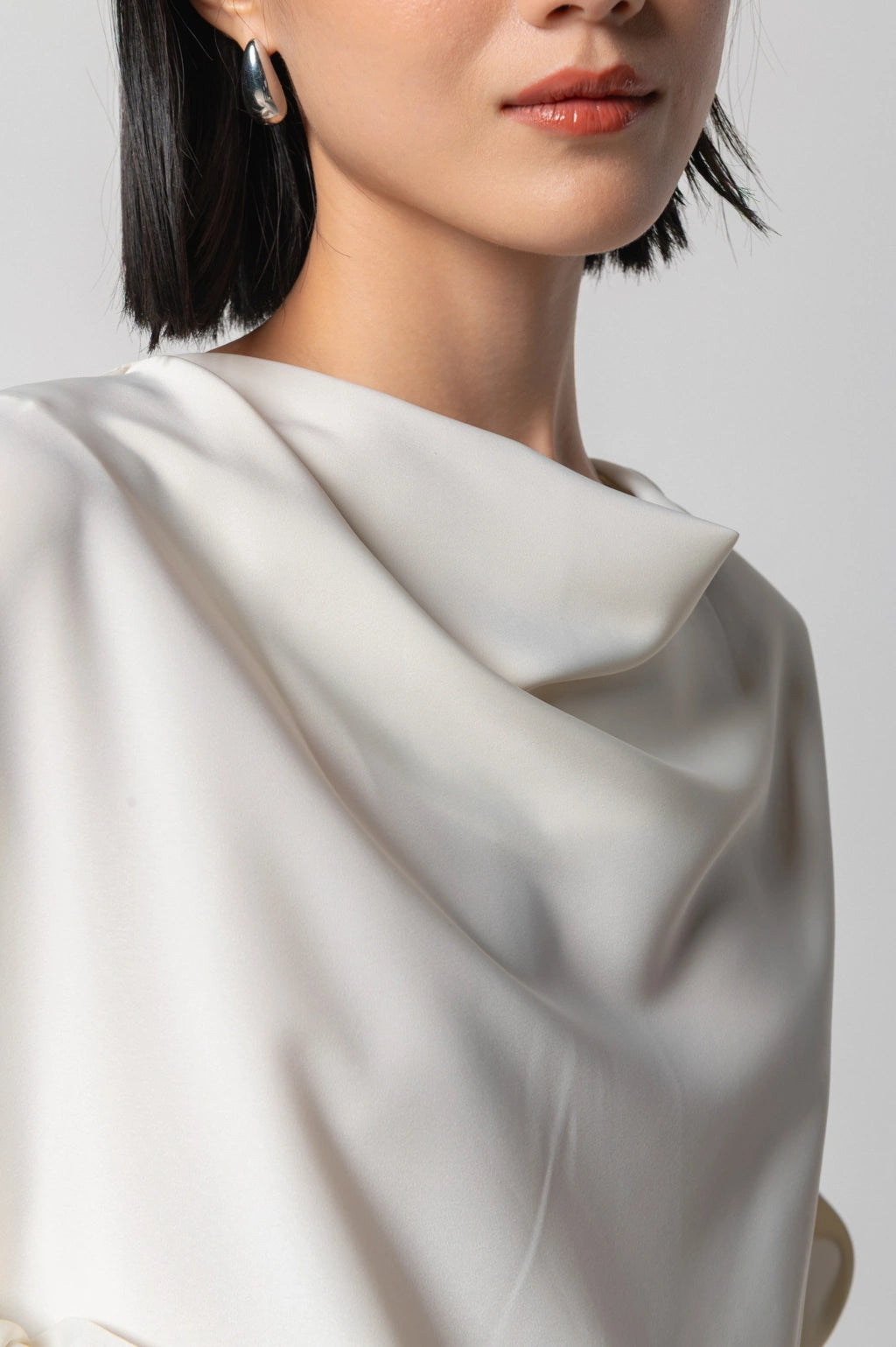 Poise Blouse Ivory - Kajuaruna
