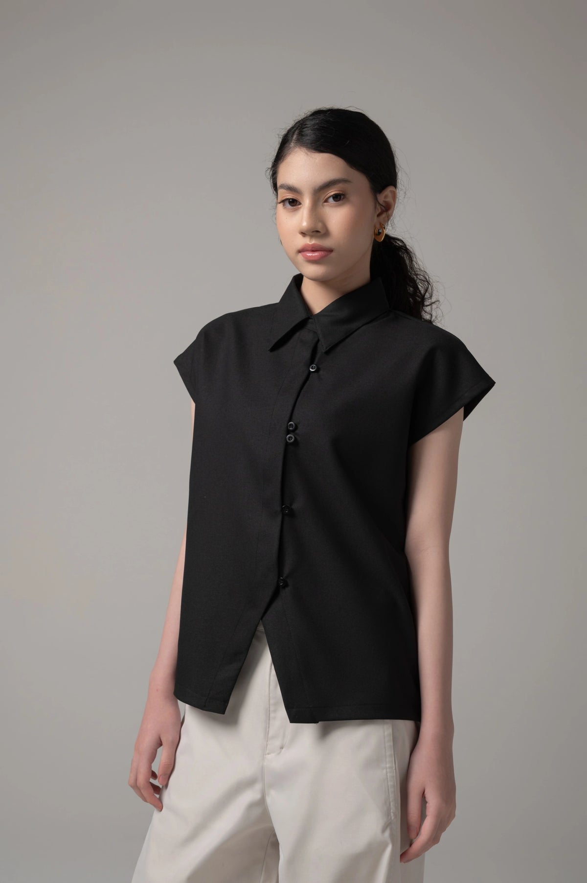 Nera Blouse Black - Kajuaruna