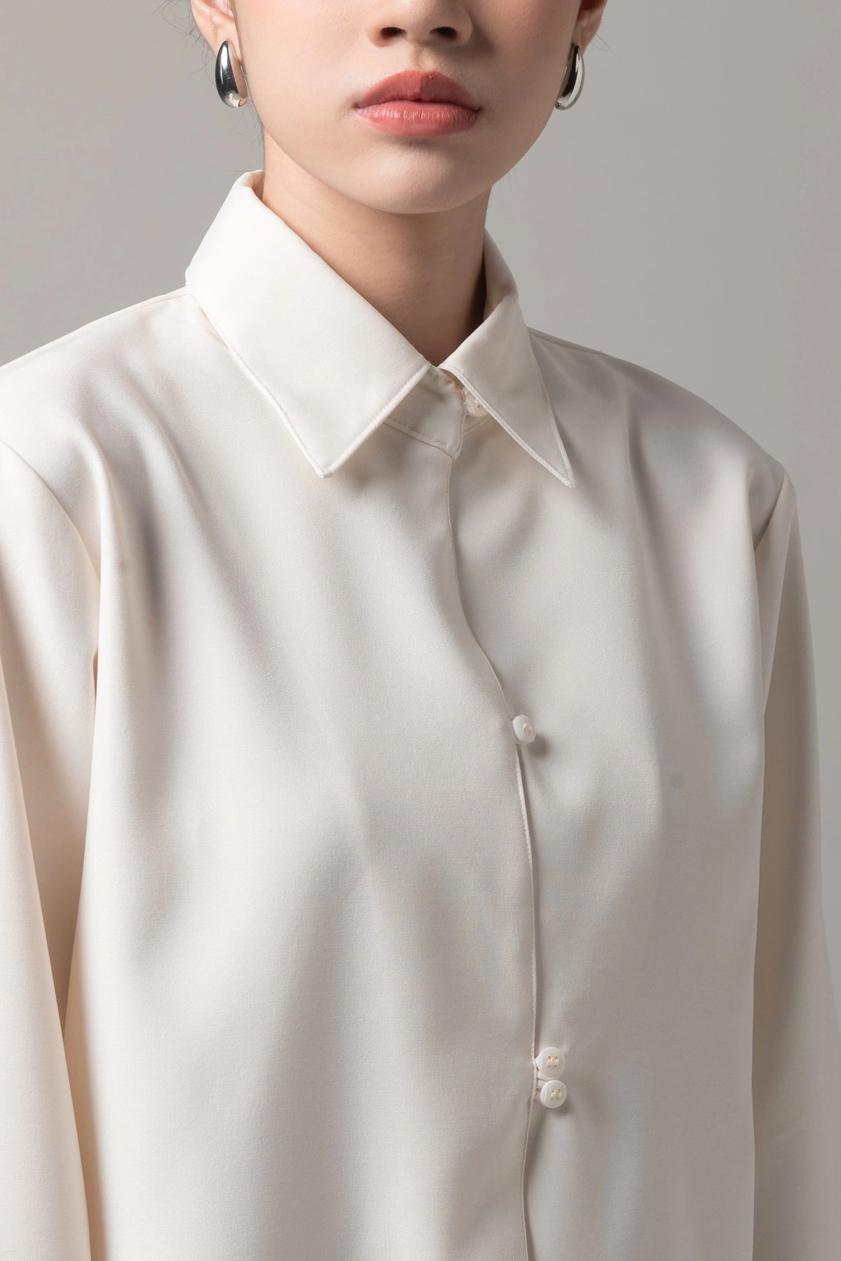 New Nera Blouse BW - Kajuaruna