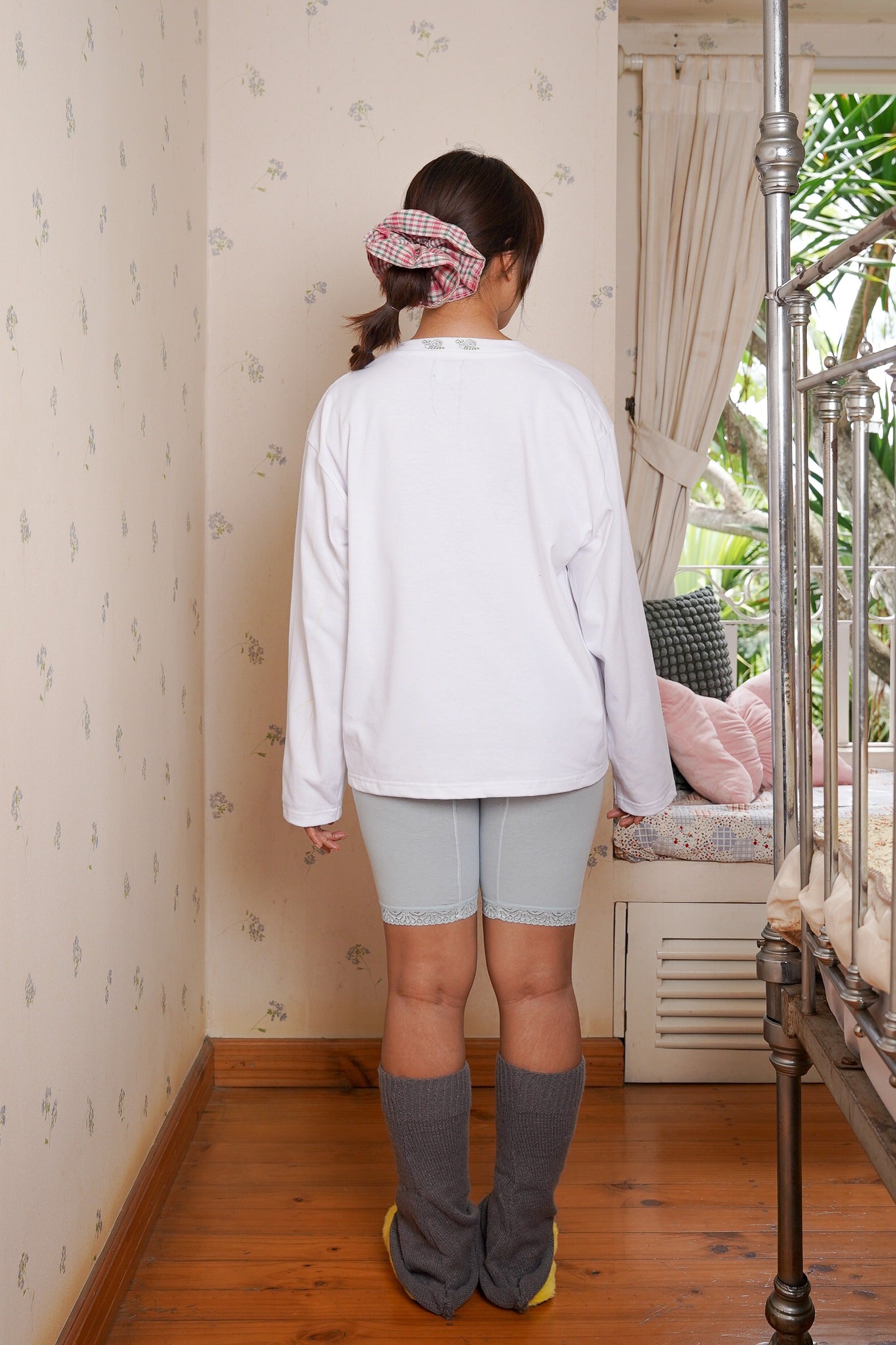 Bello Snail - Long Sleeve White - Hintuturo