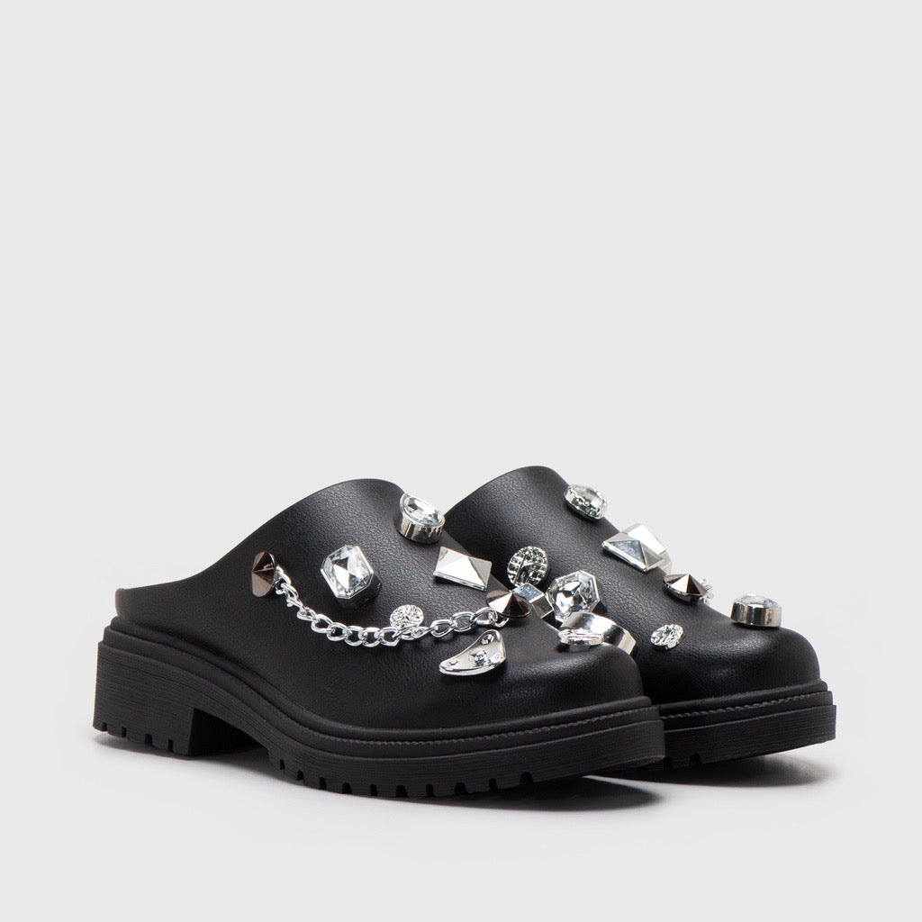 Villya Mules Black - Adorable Projects