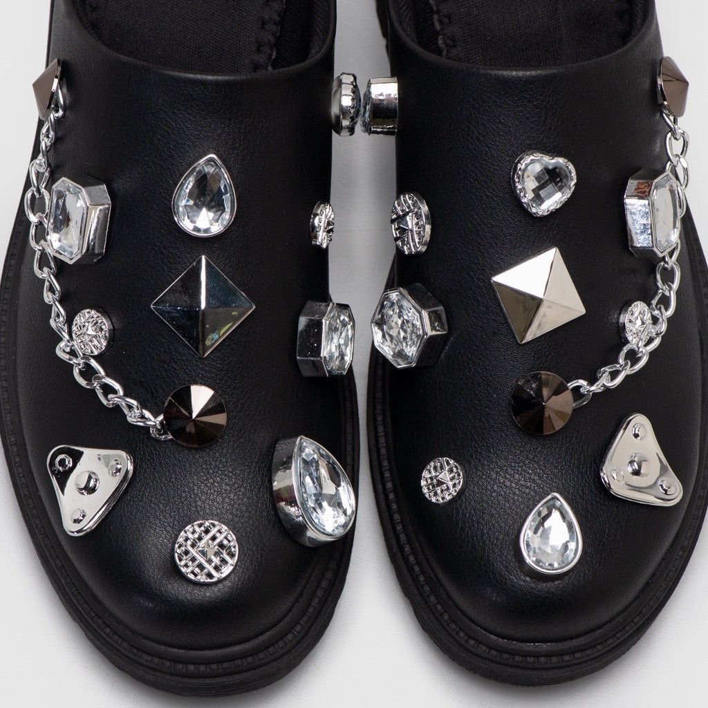 Villya Mules Black - Adorable Projects