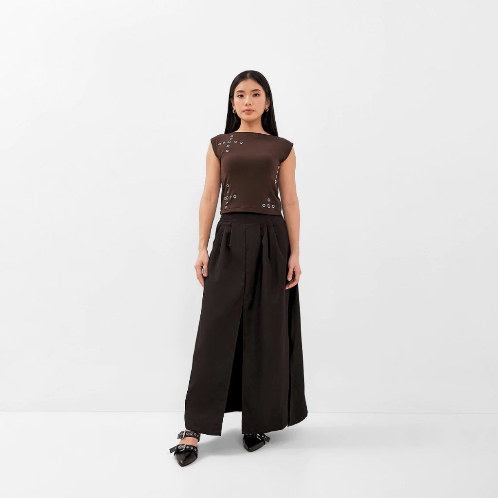 Liora Eyelet Sleeveless Top - Isoos Studios