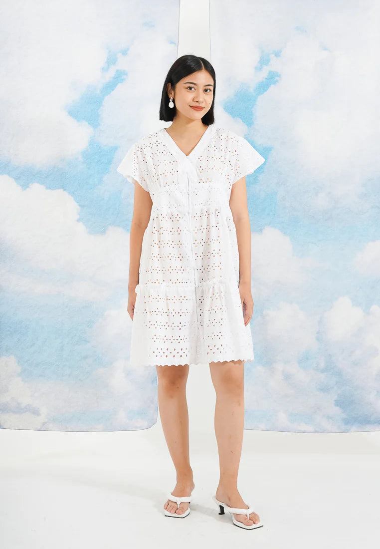 Nona Cordelia Tiered Dress Lace Porcelain Breeze - Nona