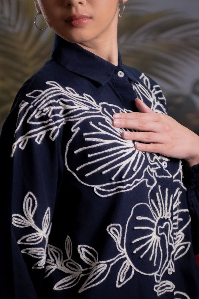 Nonaetal Heritage Whisper Embroidery Shirt Longsleeve Navy - Nona