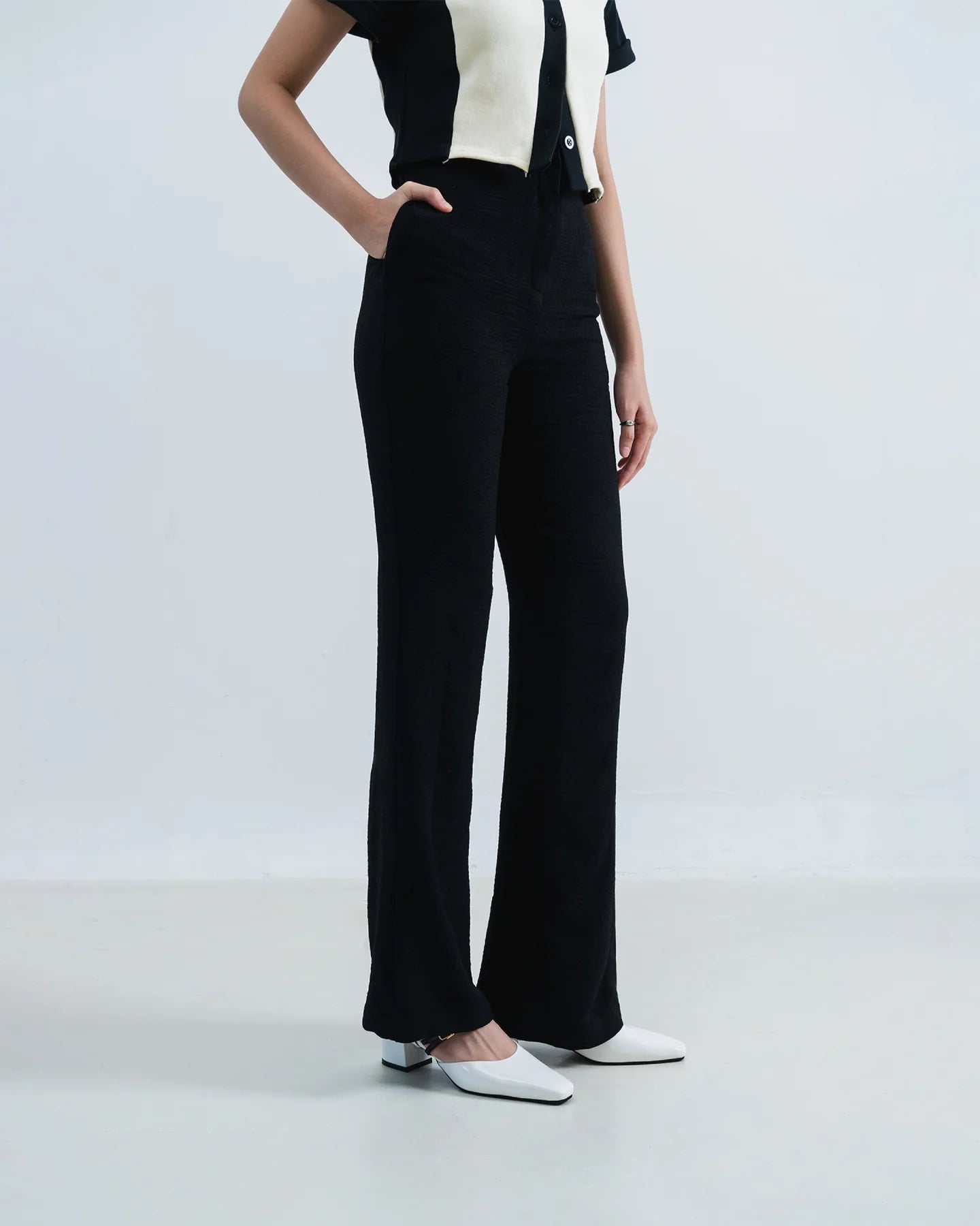 Realis Pants Black - Acheté de Nous