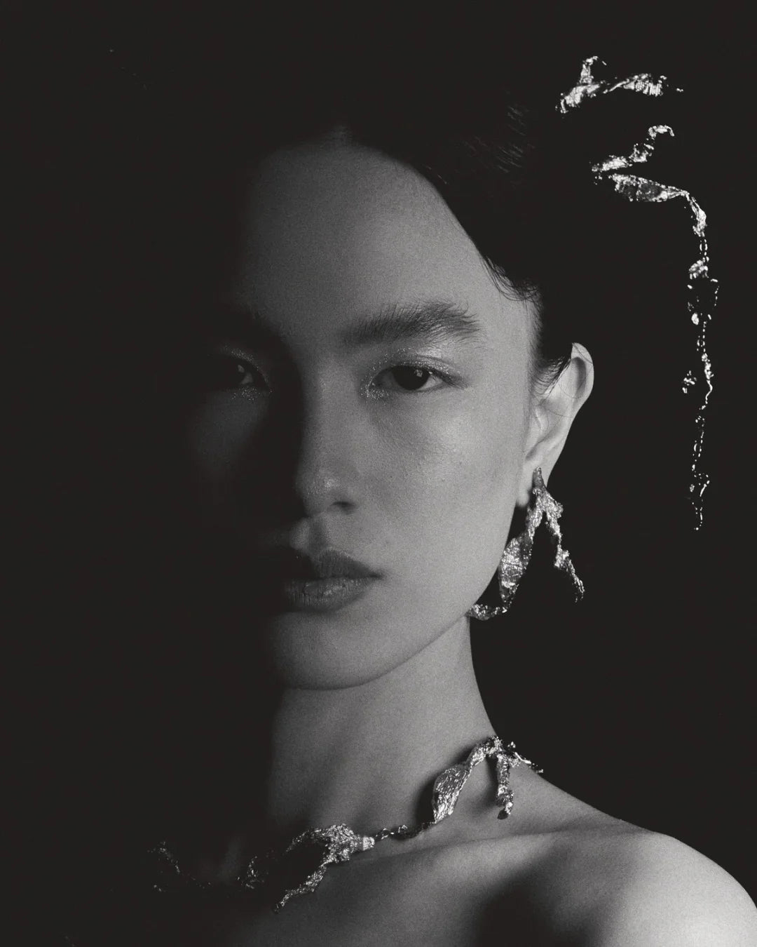 Belenggu 02 Earring - Gelap Ruang Jiwa