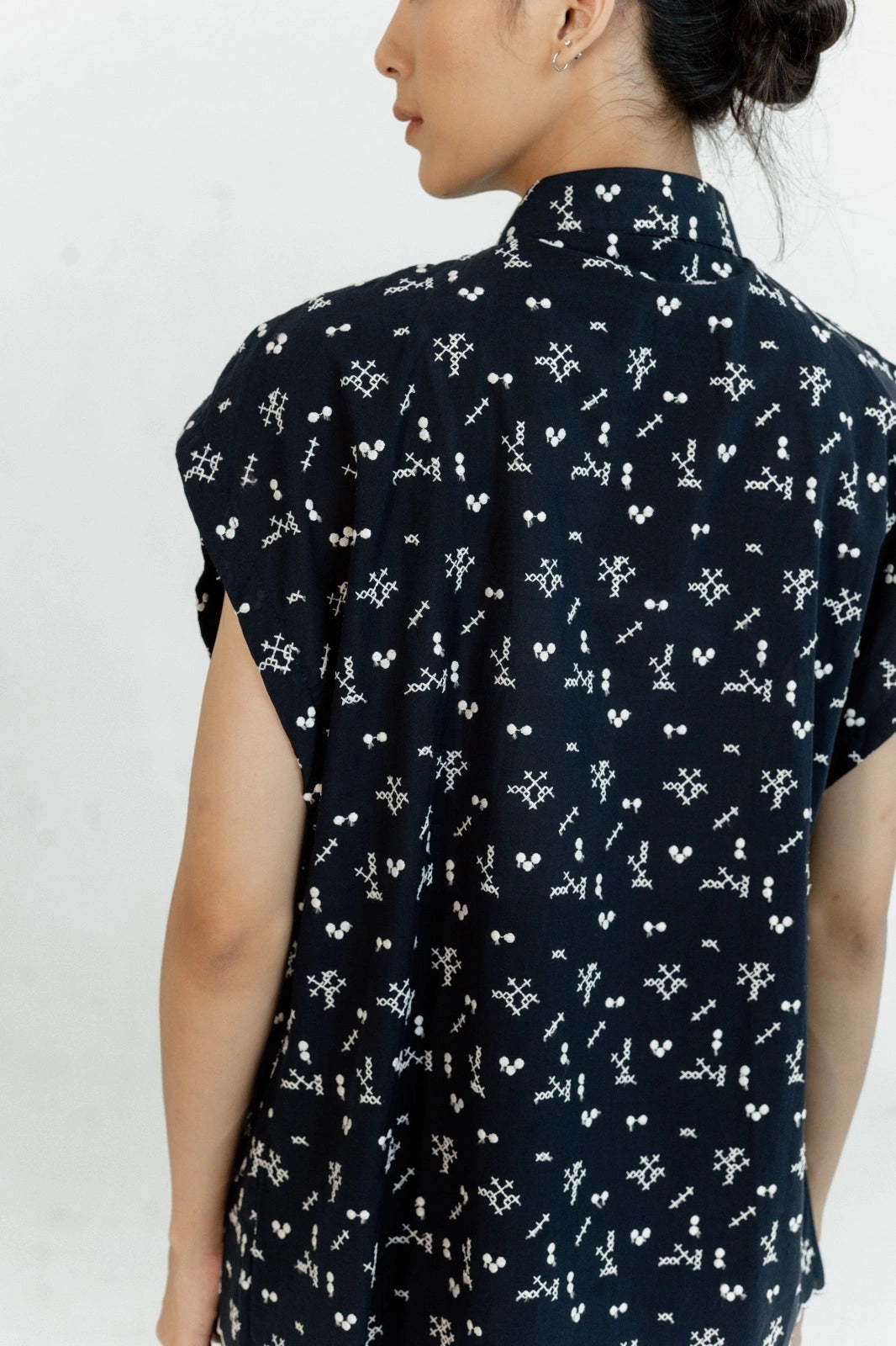 Kusuma Top Outer - Damakara