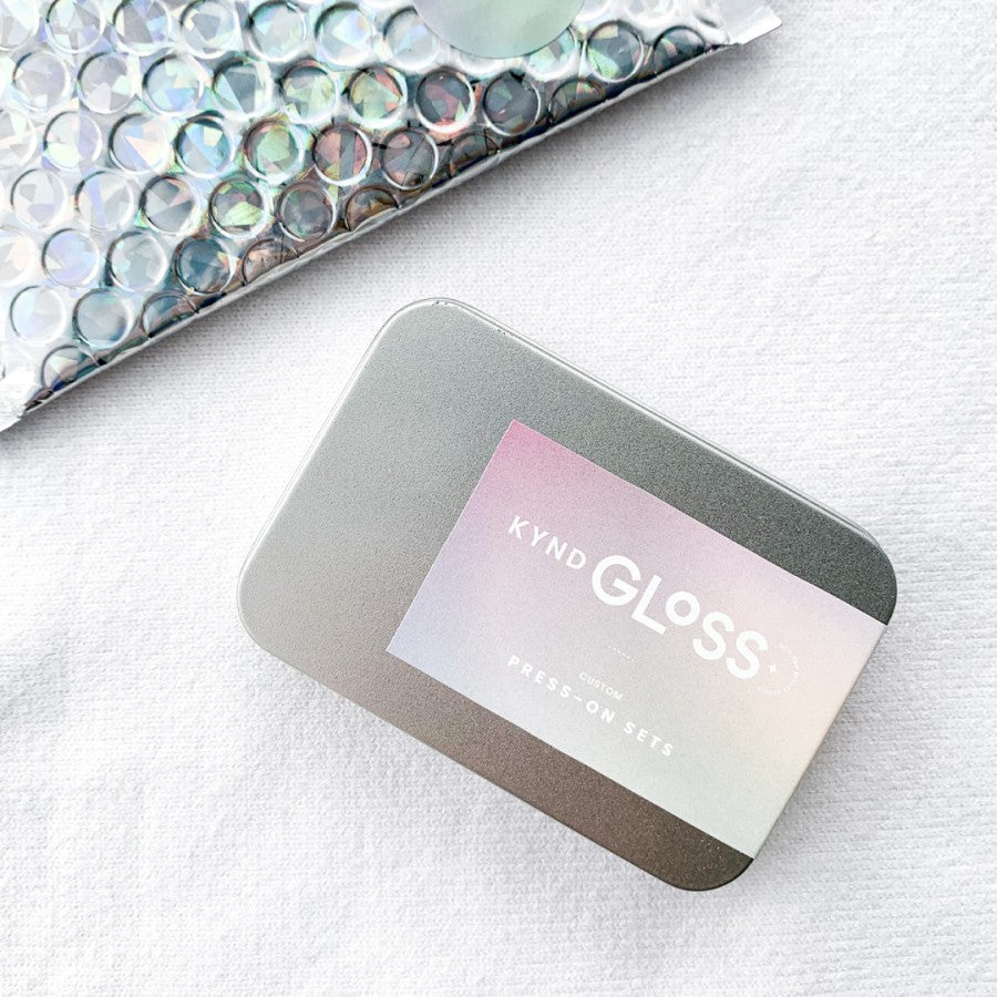 Silver Stellar Chrome Press-On Oval - Kynd Gloss