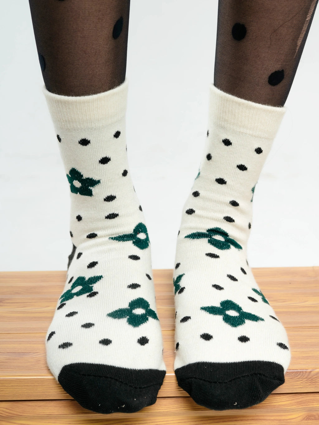 Tomomi Socks - Tome Ame