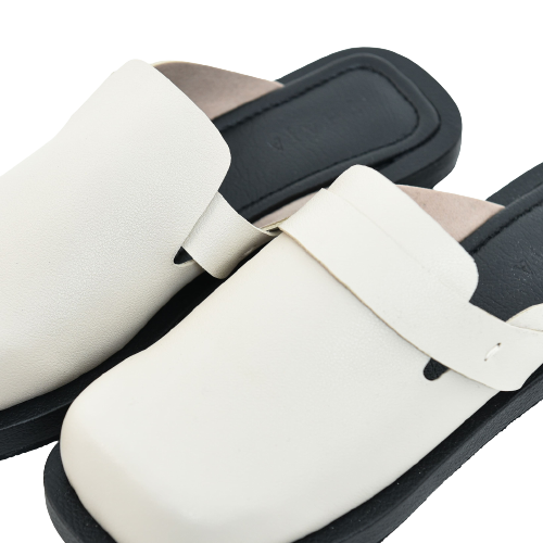 Olea Clogs Ivory - Thaja