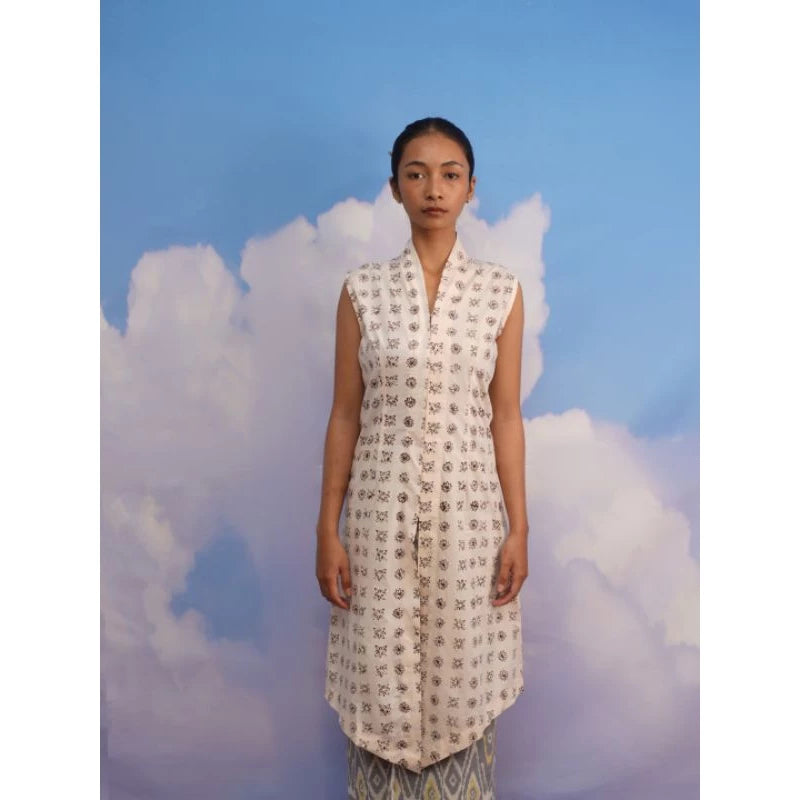Manikan Batik Tunik - Manikan