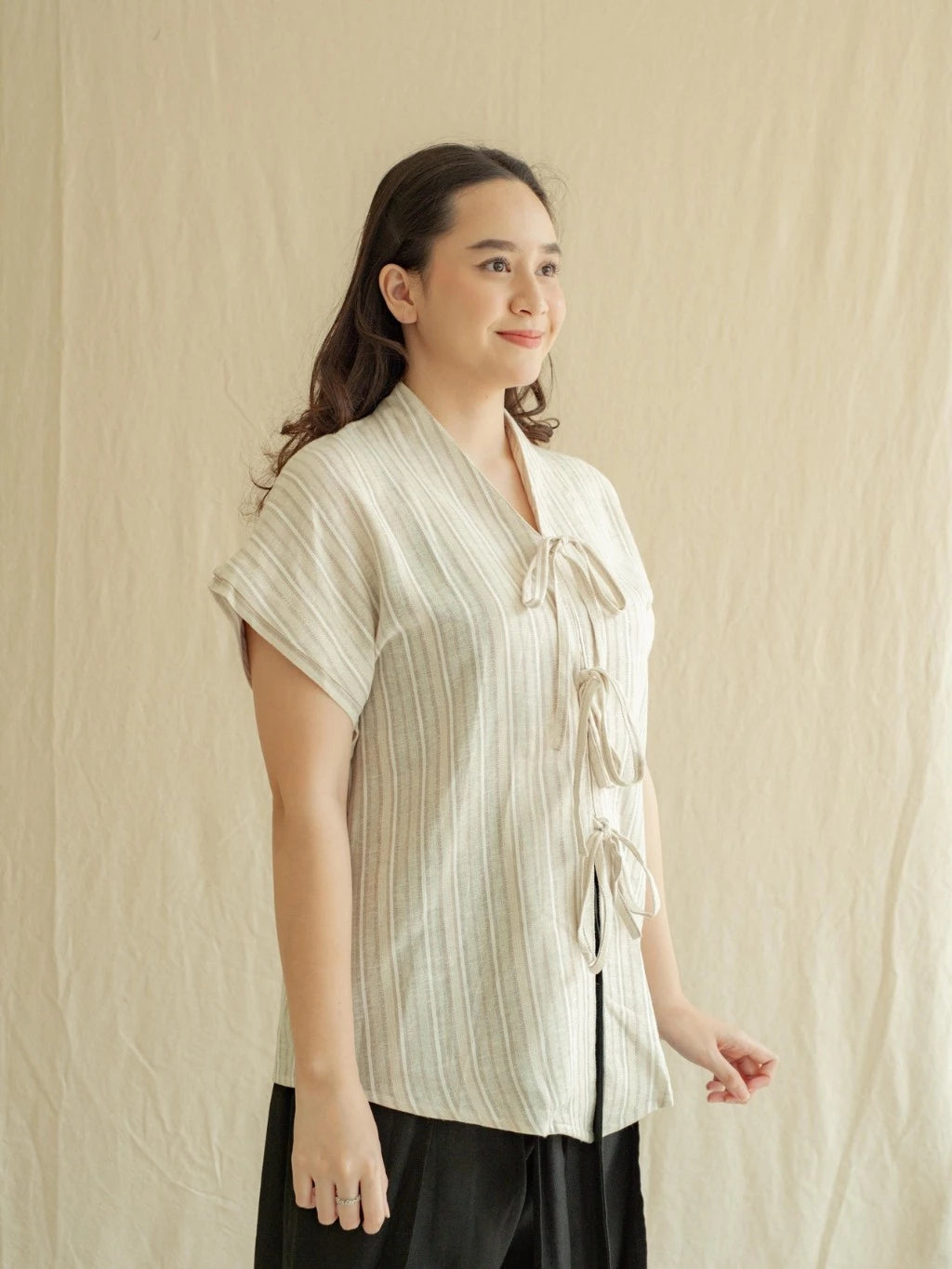 Kebaya Tali Kinasih - Salur Krem - Labuan Linen Wear