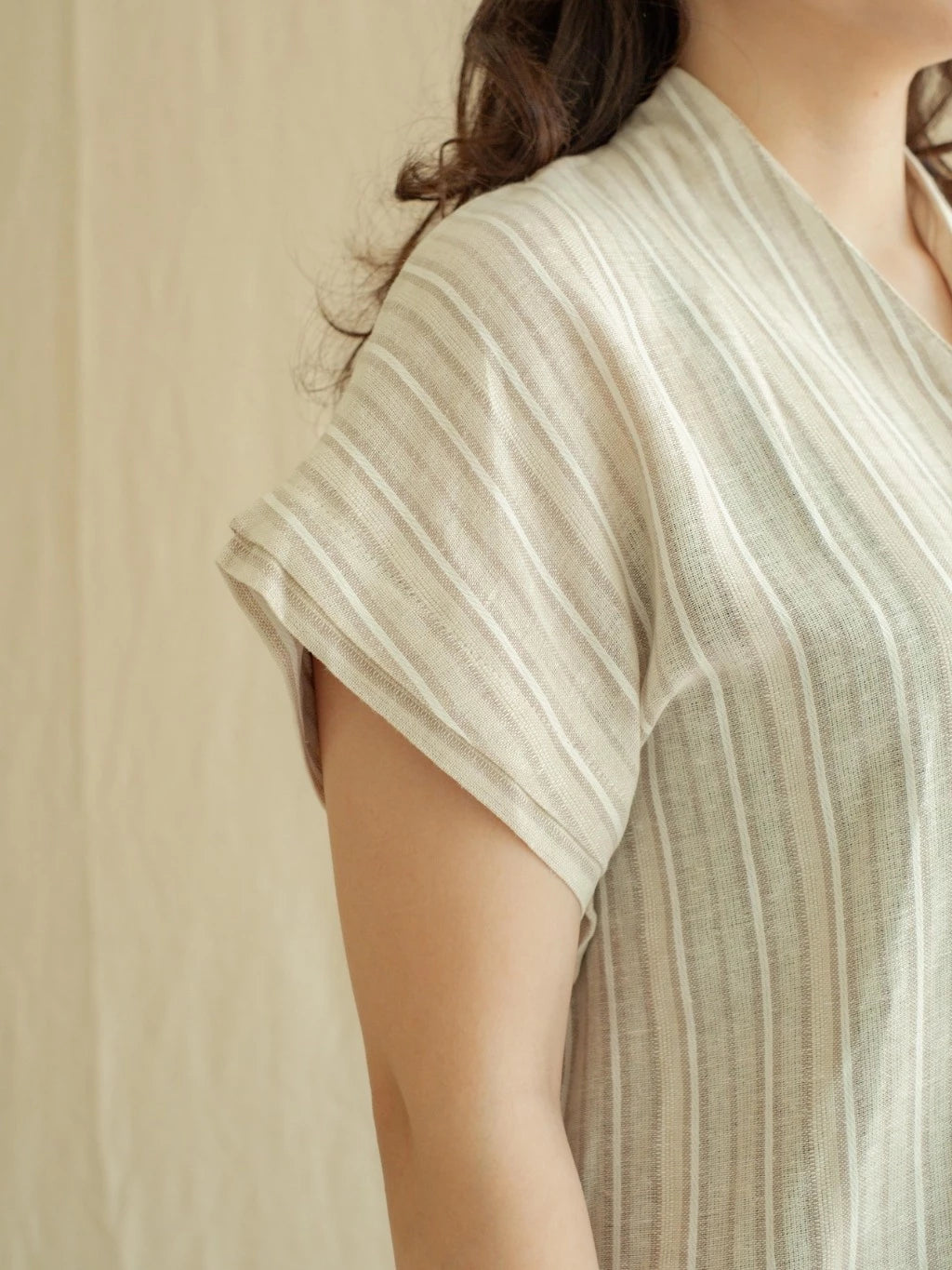 Kebaya Tali Kinasih - Salur Krem - Labuan Linen Wear