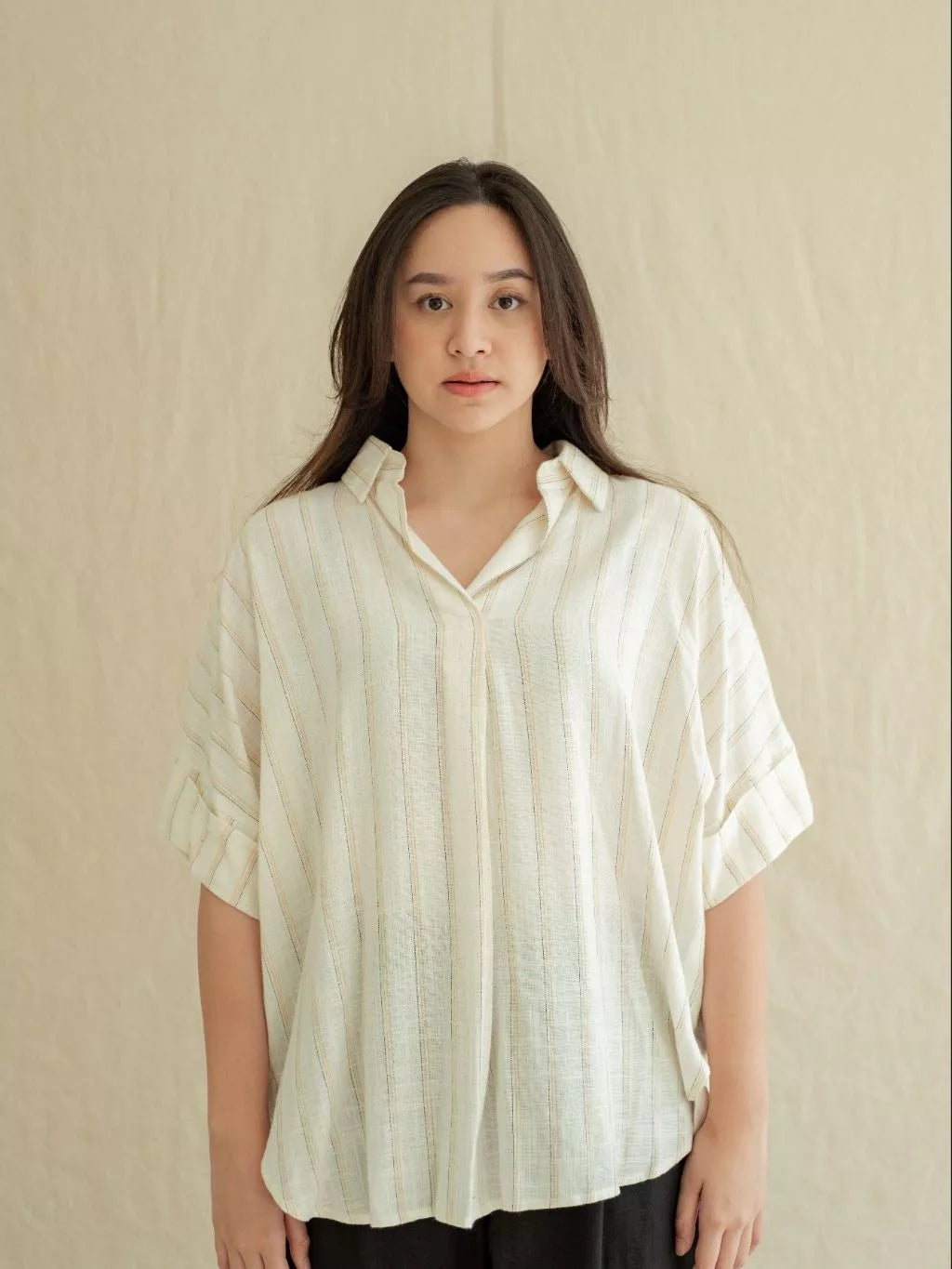 Ora Blouse - Salur Putih - Labuan Linen Wear