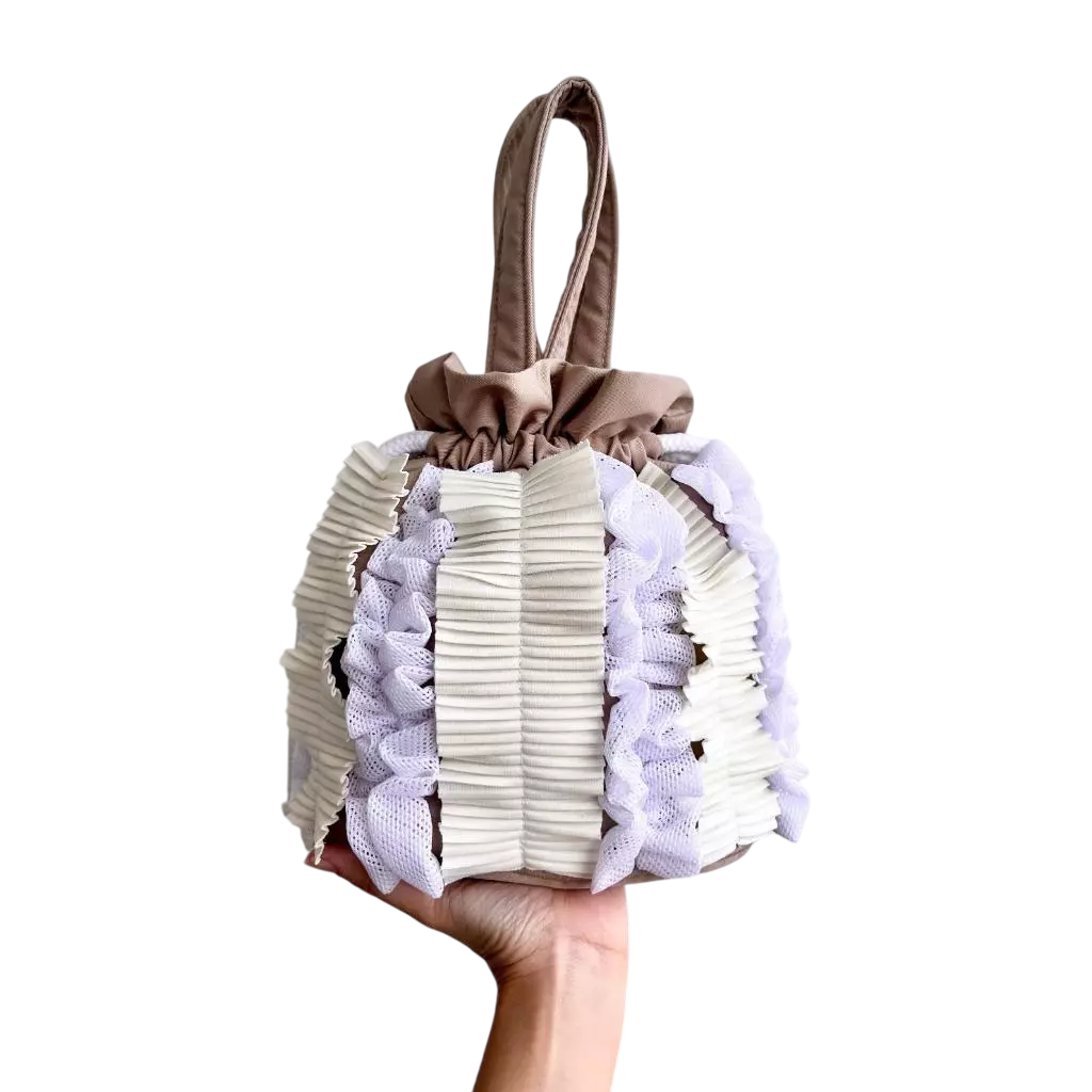 Frilly Creamy Bag Cream