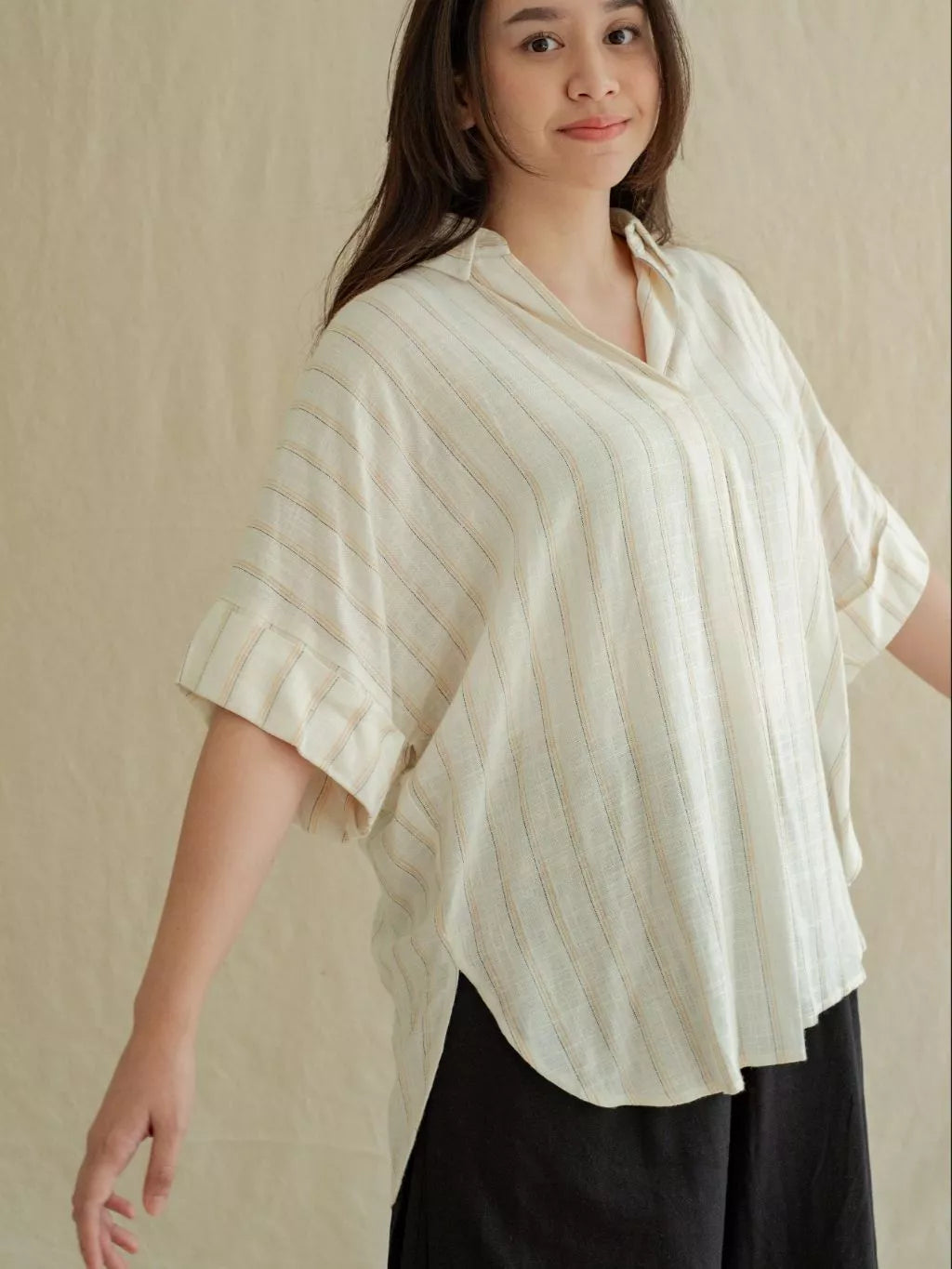Ora Blouse - Salur Putih - Labuan Linen Wear