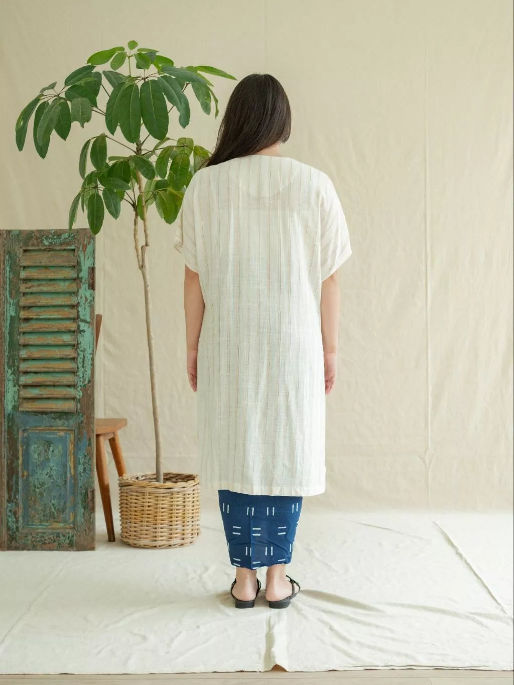 Kebaya Djenar - Salur Putih - Labuan Linen Wear