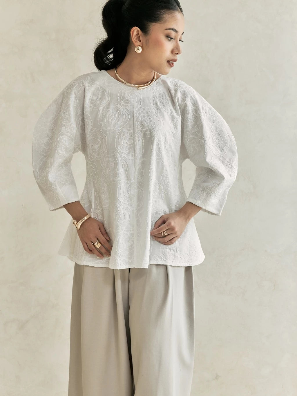 Dira Rose Broken White - Mine