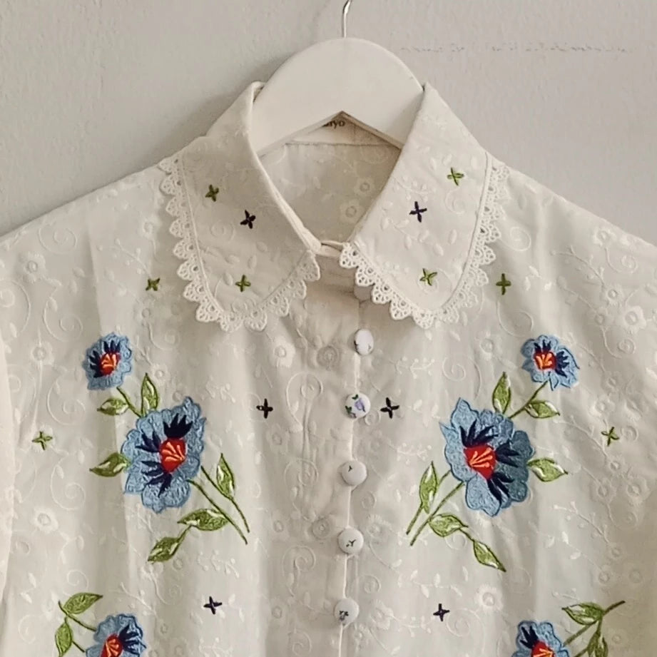 Chiquita Embroidery Shirt White - Toko Didiyo