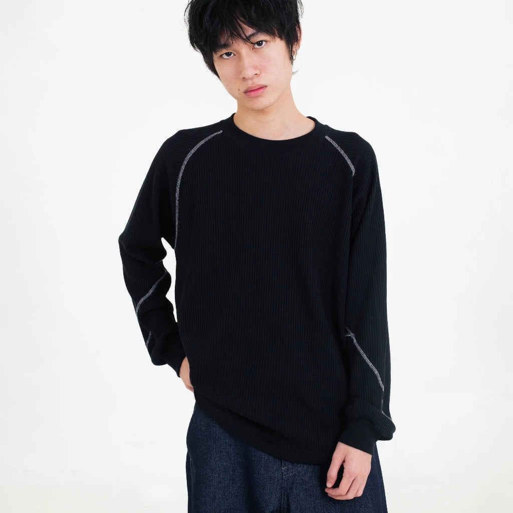 Raglan Waffle Crewneck Black - Nature Of Mind