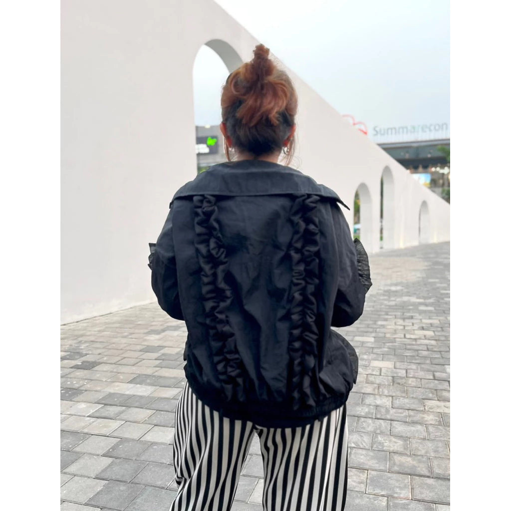 Frilly Iris Jacket Black - Mannequin Plastic