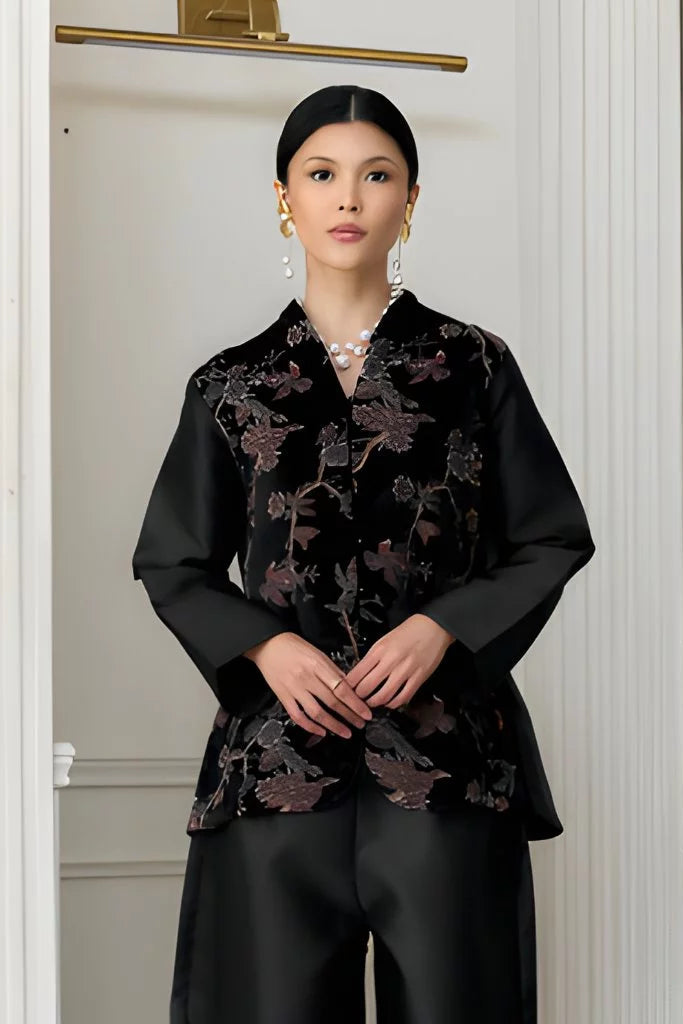 Gladys Blouse Velvet Black - Mine