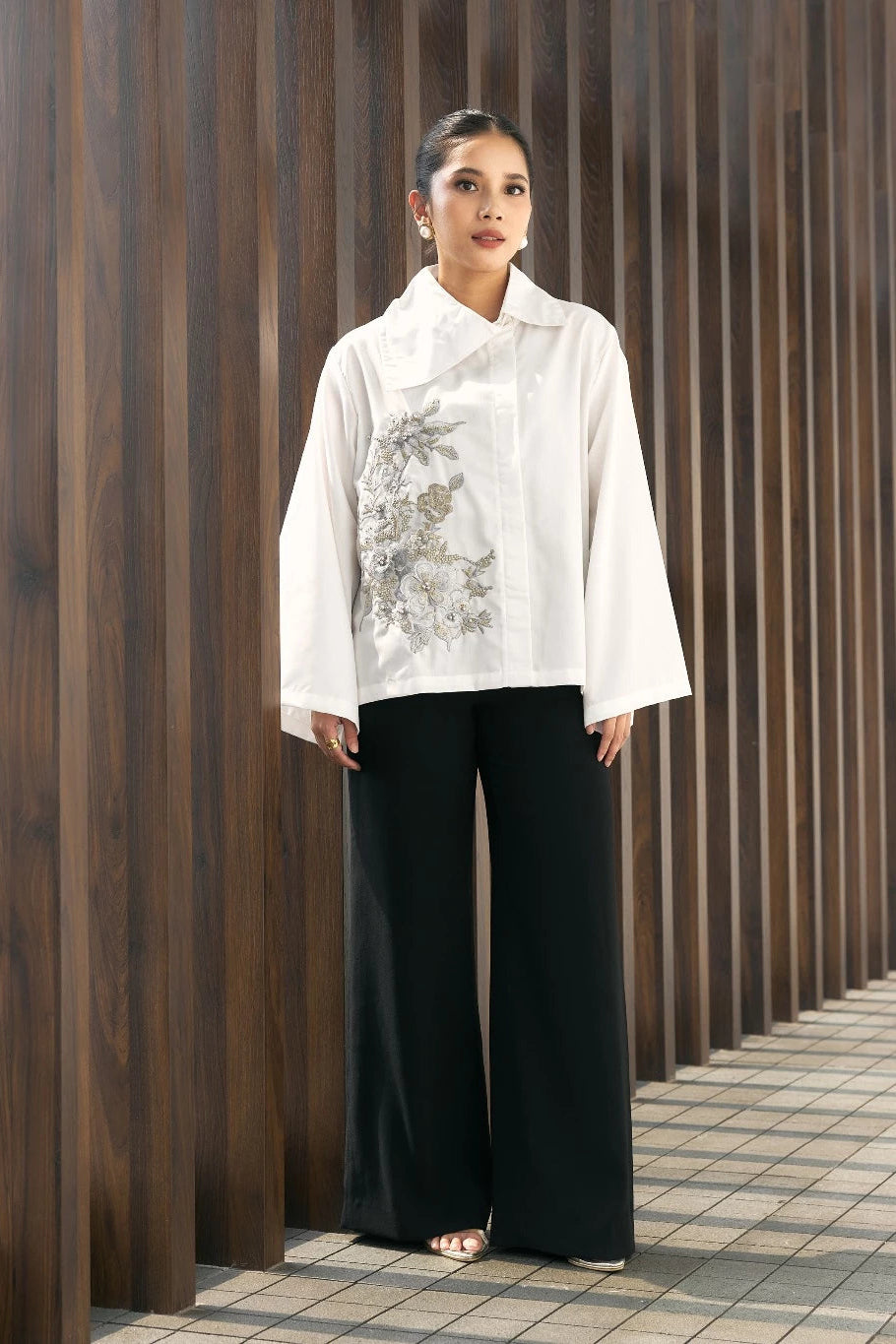 Elsie Embroidery Broken White - Mine