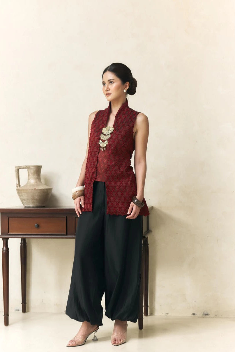 Namira Vest Maroon - Mine