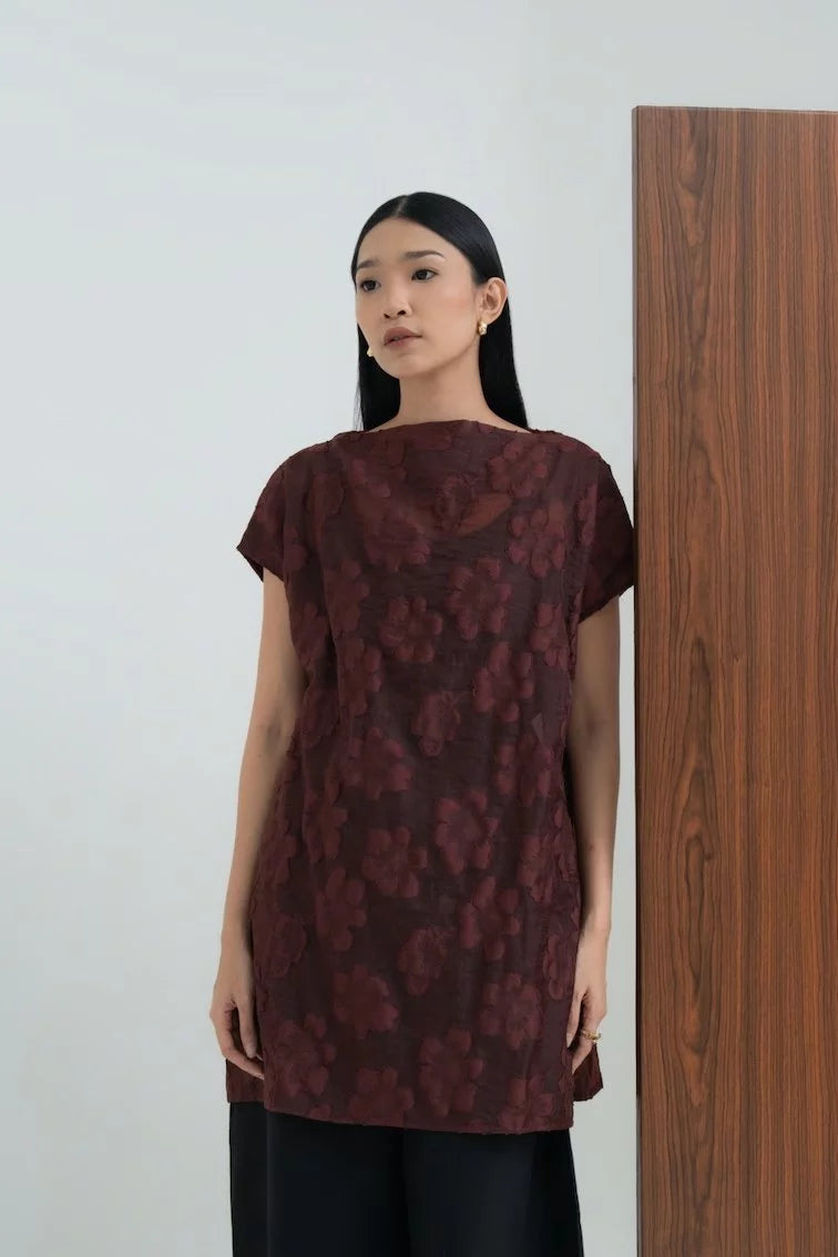 Samara Top Red - Monday To Friday