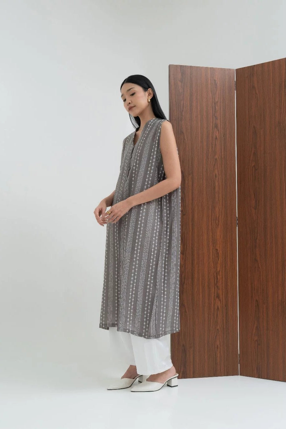 Jenar Top Ash - Monday To Friday