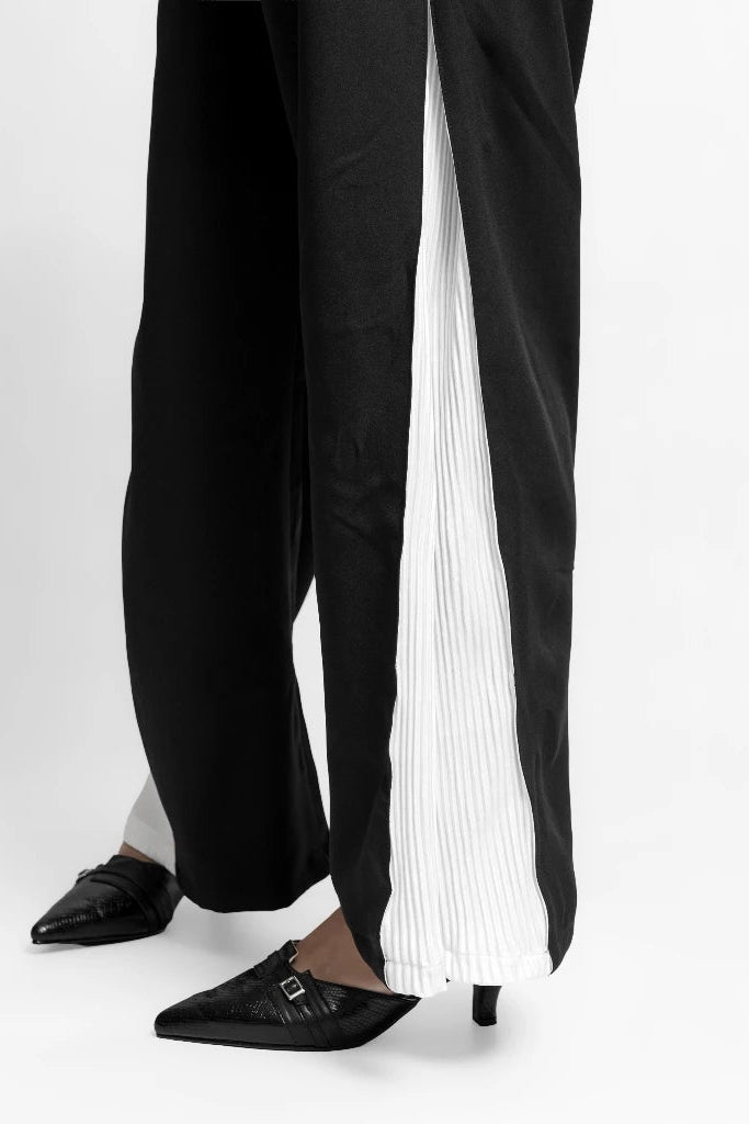Kyanna Trousers Black - Isoos Studios