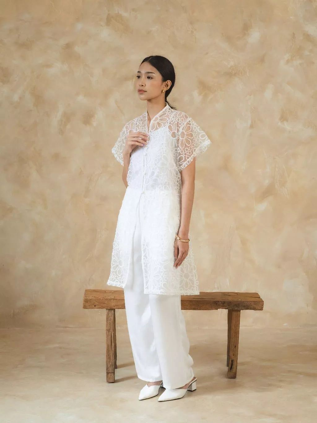 Zalina Outer White - Monday To Friday