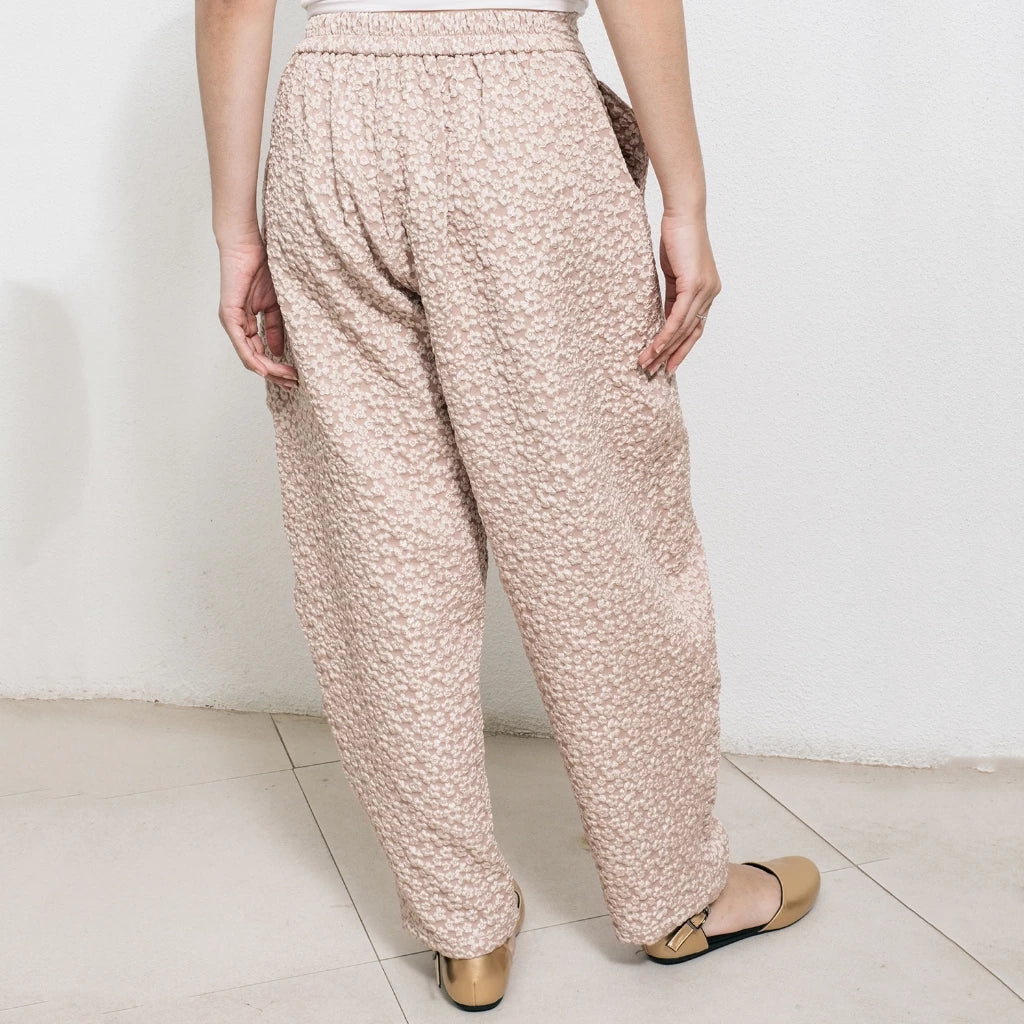 List Jacq Barrel Pants Creme - Aumone