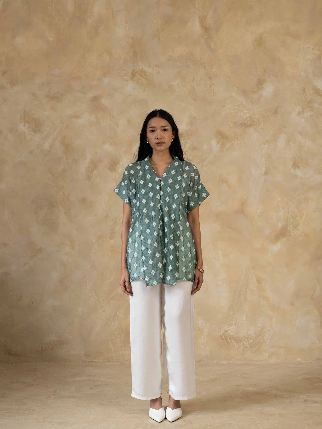 Binar Top Green - Monday To Friday