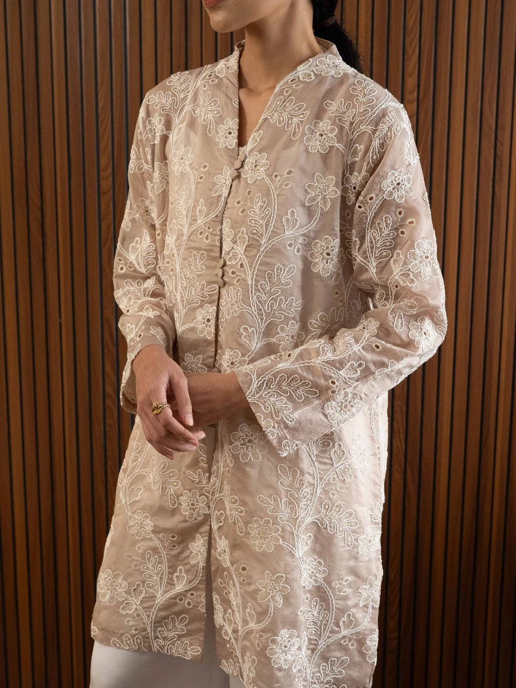 Jennaira Tunik Beige - Monday To Friday