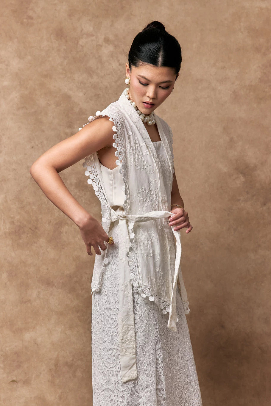 Dewi Vest Broken White - Mine
