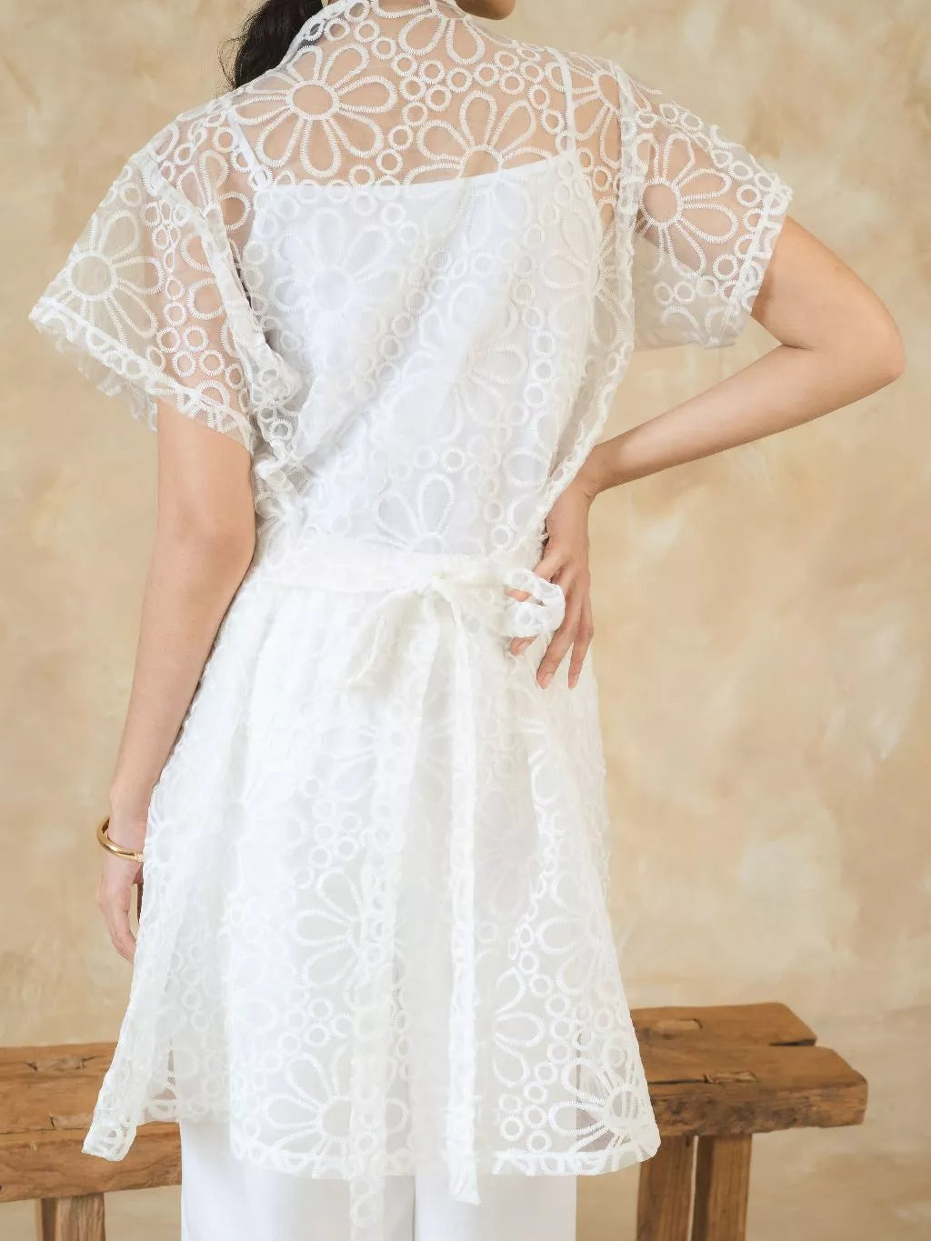 Zalina Outer White - Monday To Friday