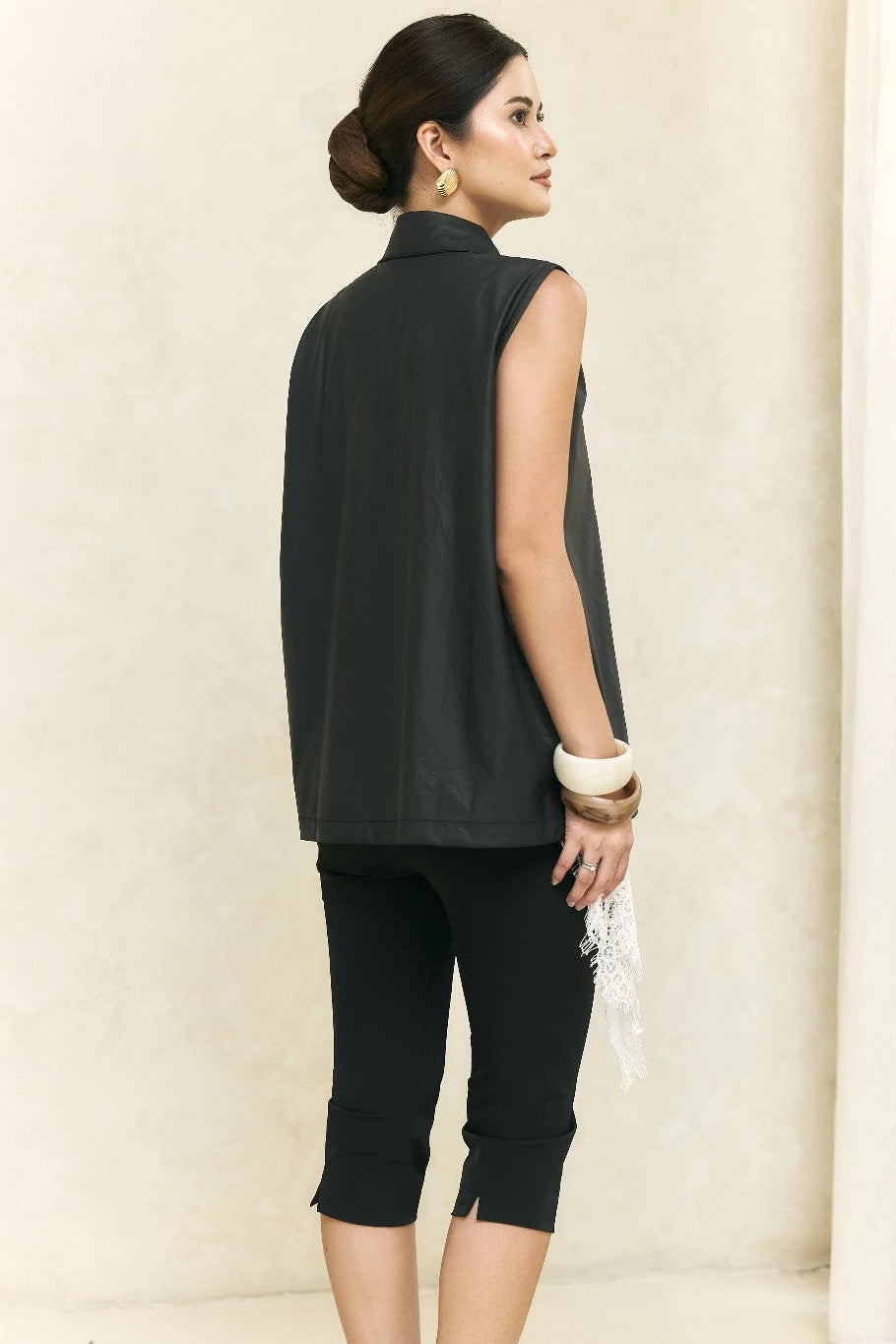 Alma Vest Black - Mine